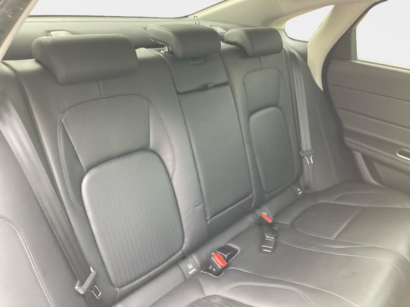 Jaguar XF Prestige — photo 12