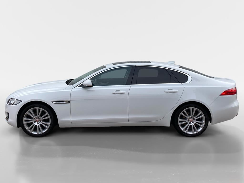Jaguar XF Prestige — photo 4