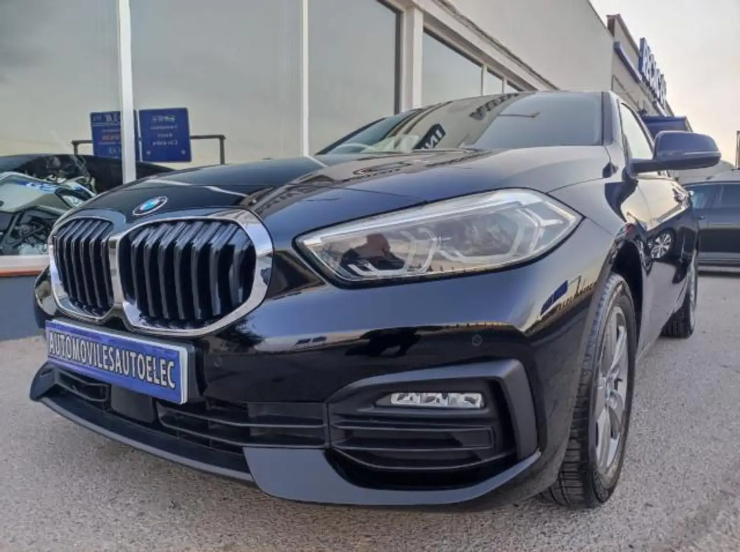 BMW 116 116dA Negro - 1
