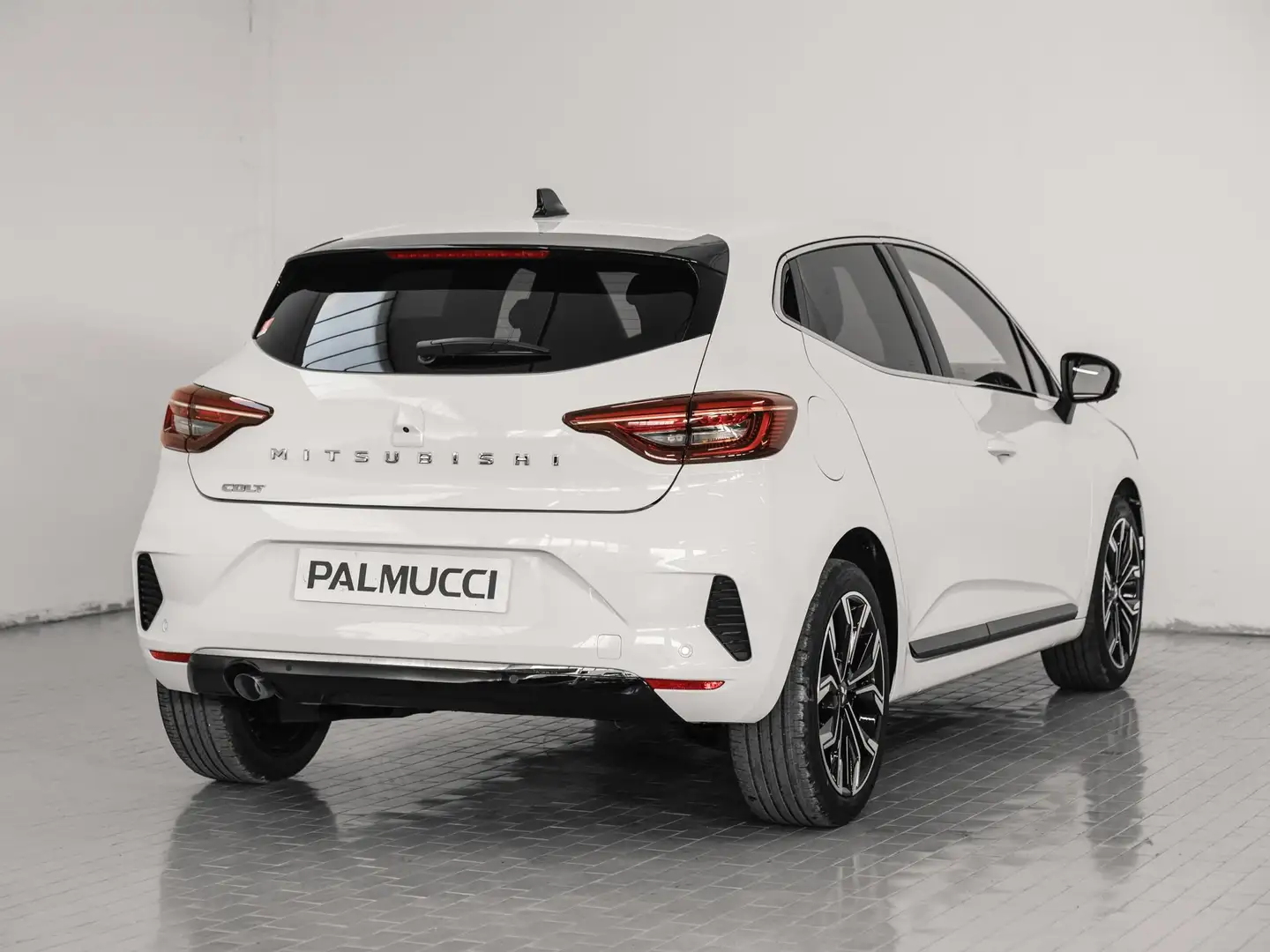 Mitsubishi Colt 1.0L turbo 90 CV Intense Bianco - 2