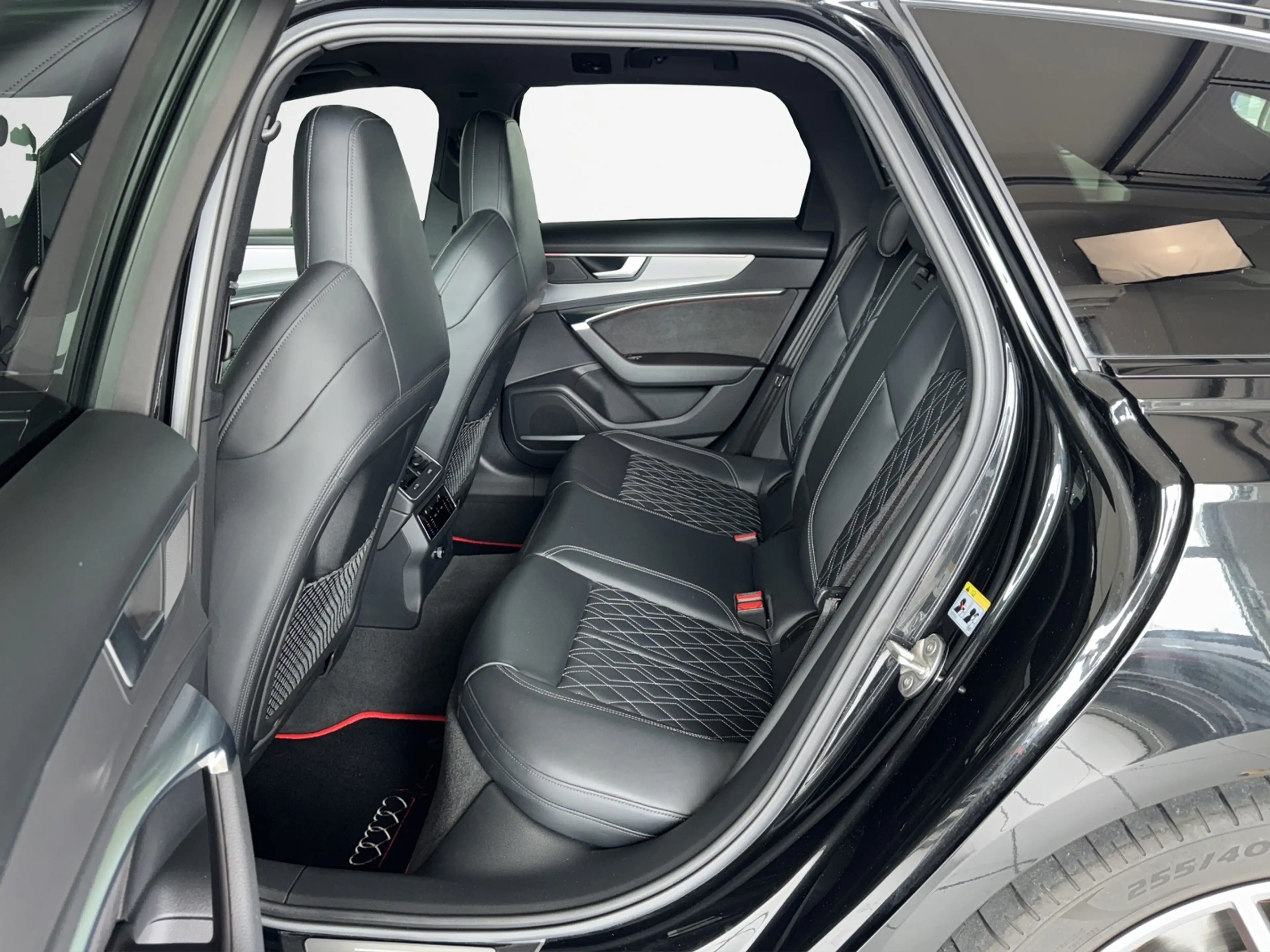 Audi S6 Avant 3.0TDI tiptronic quattro *B&O*AHK*HuD* — photo 14