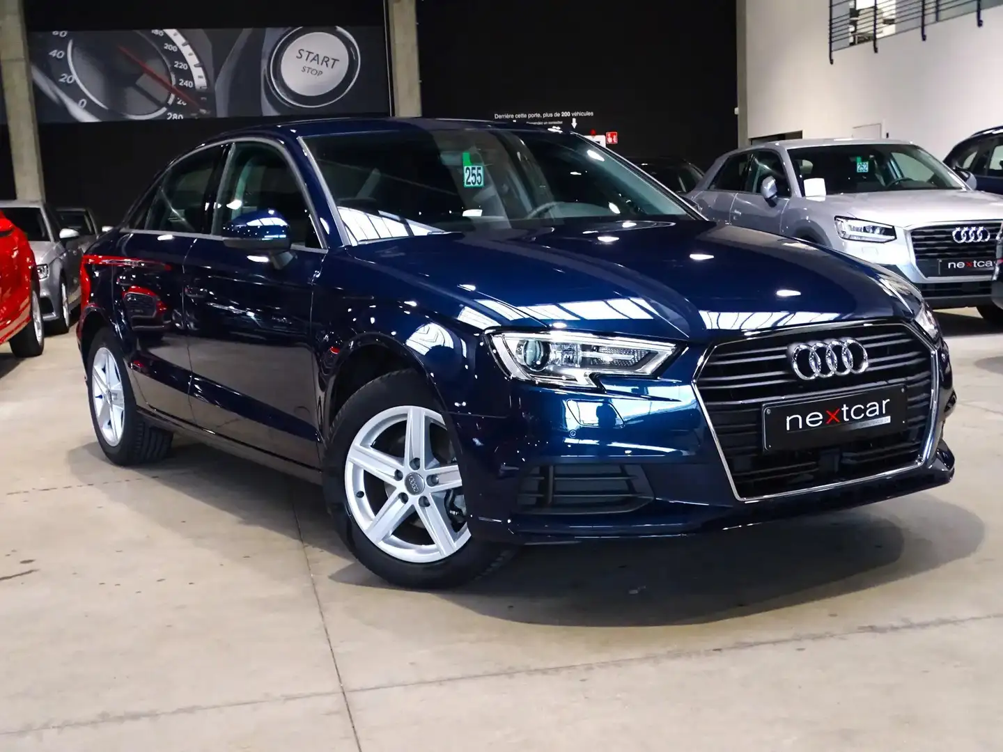 Audi A3 30TFSI Sedan *NAVI-XENON-CRUISE-EURO6dT* Blau - 2