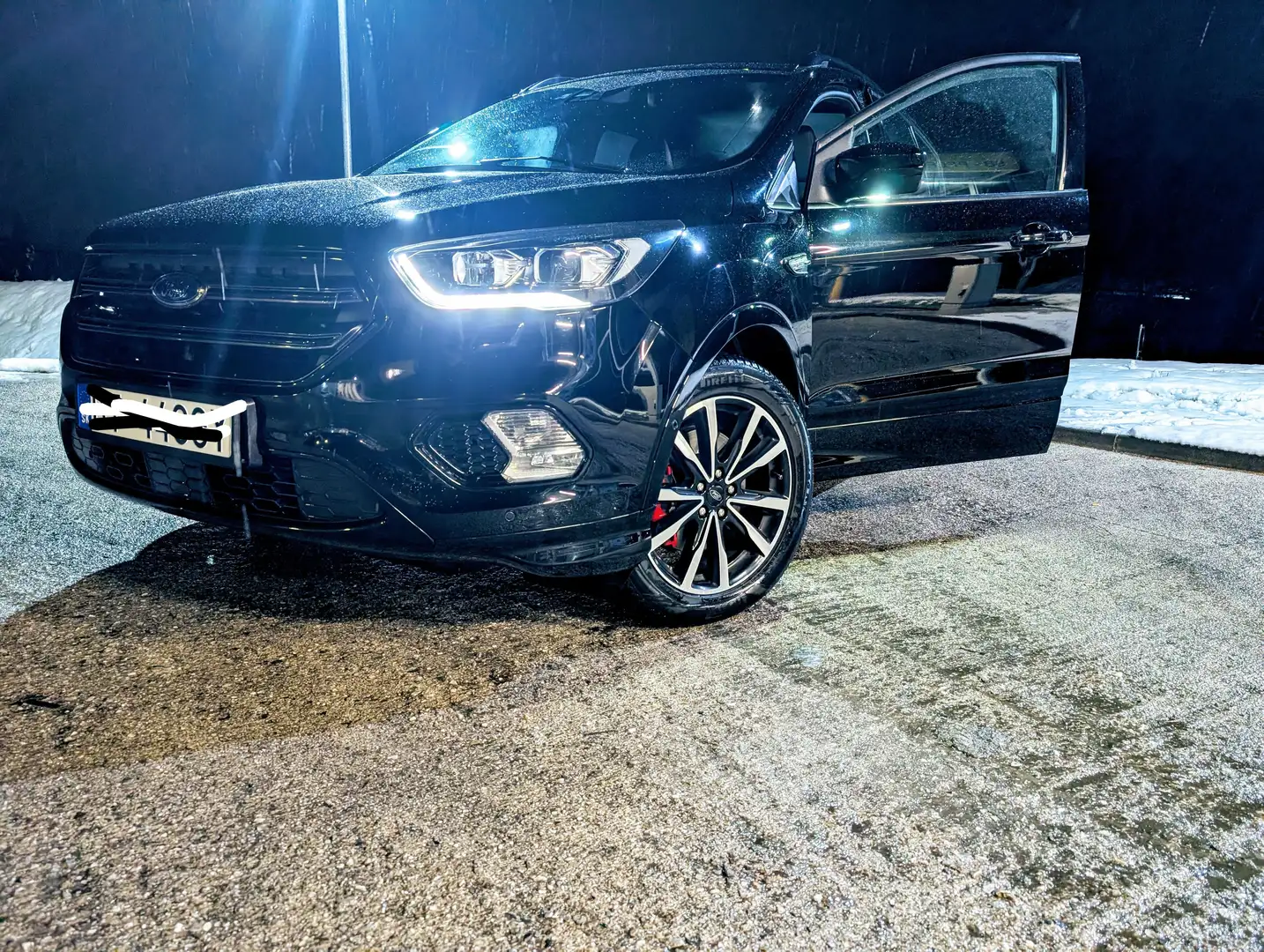 Ford Kuga Kuga 2.0 170kw !!!! ST-Line AWD ST-Line 2.0 230 ps Schwarz - 2