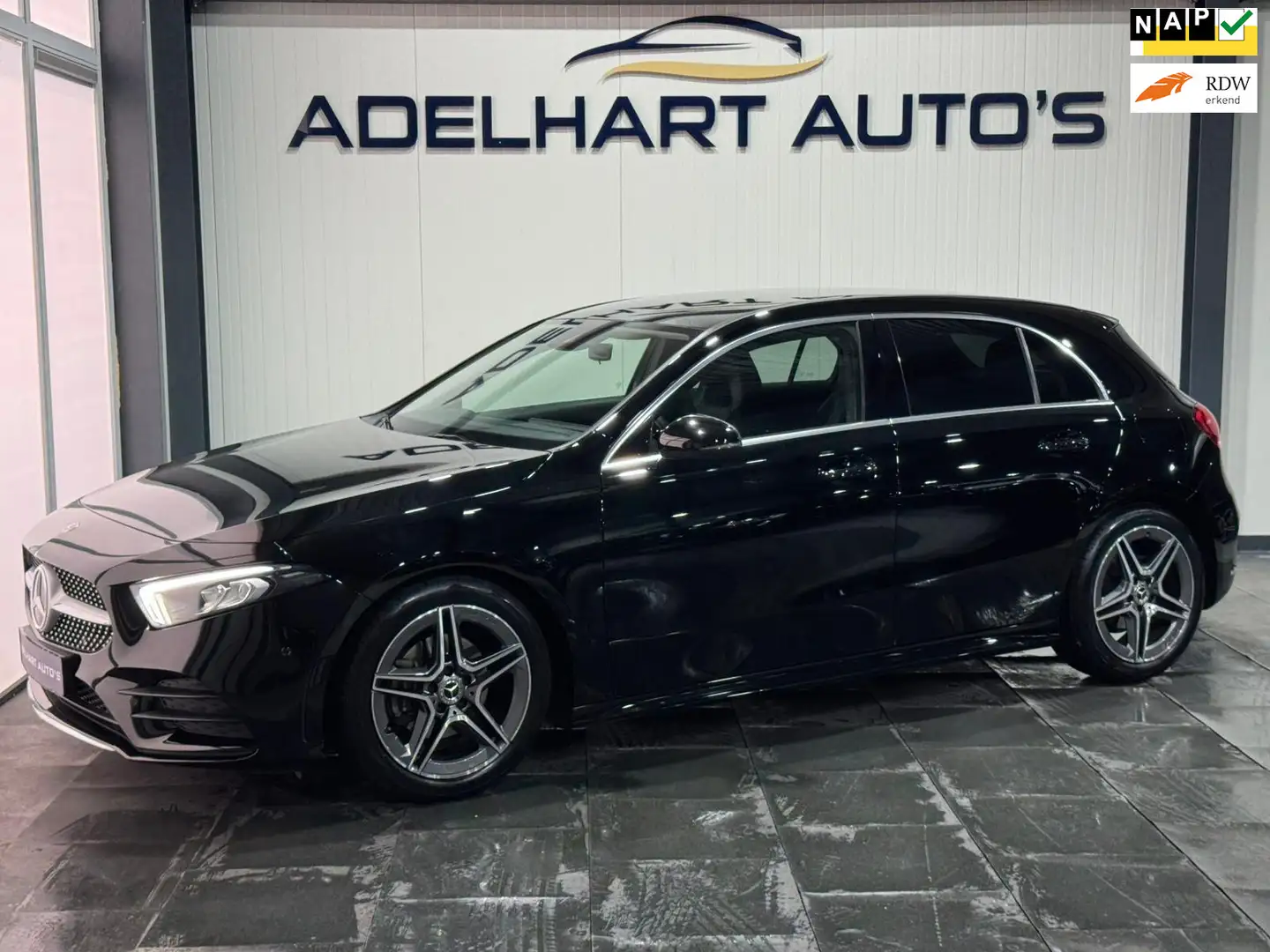 Mercedes-Benz A 180 Business Solution AMG Automaat / Navigatie full ma Noir - 1