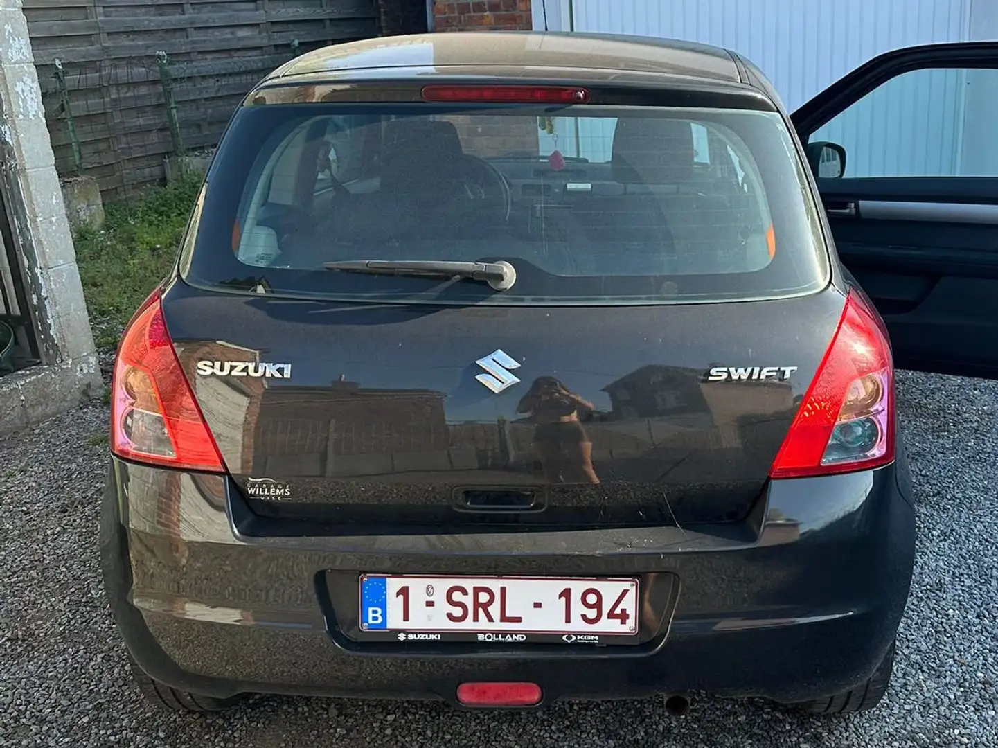 Suzuki Swift Zwart - 2