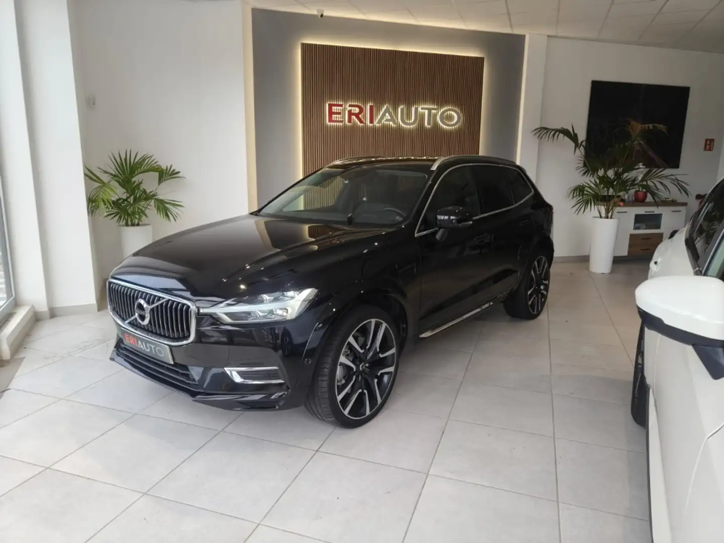 Volvo XC60 T8 Twin Inscription Premium Edition Noir - 1