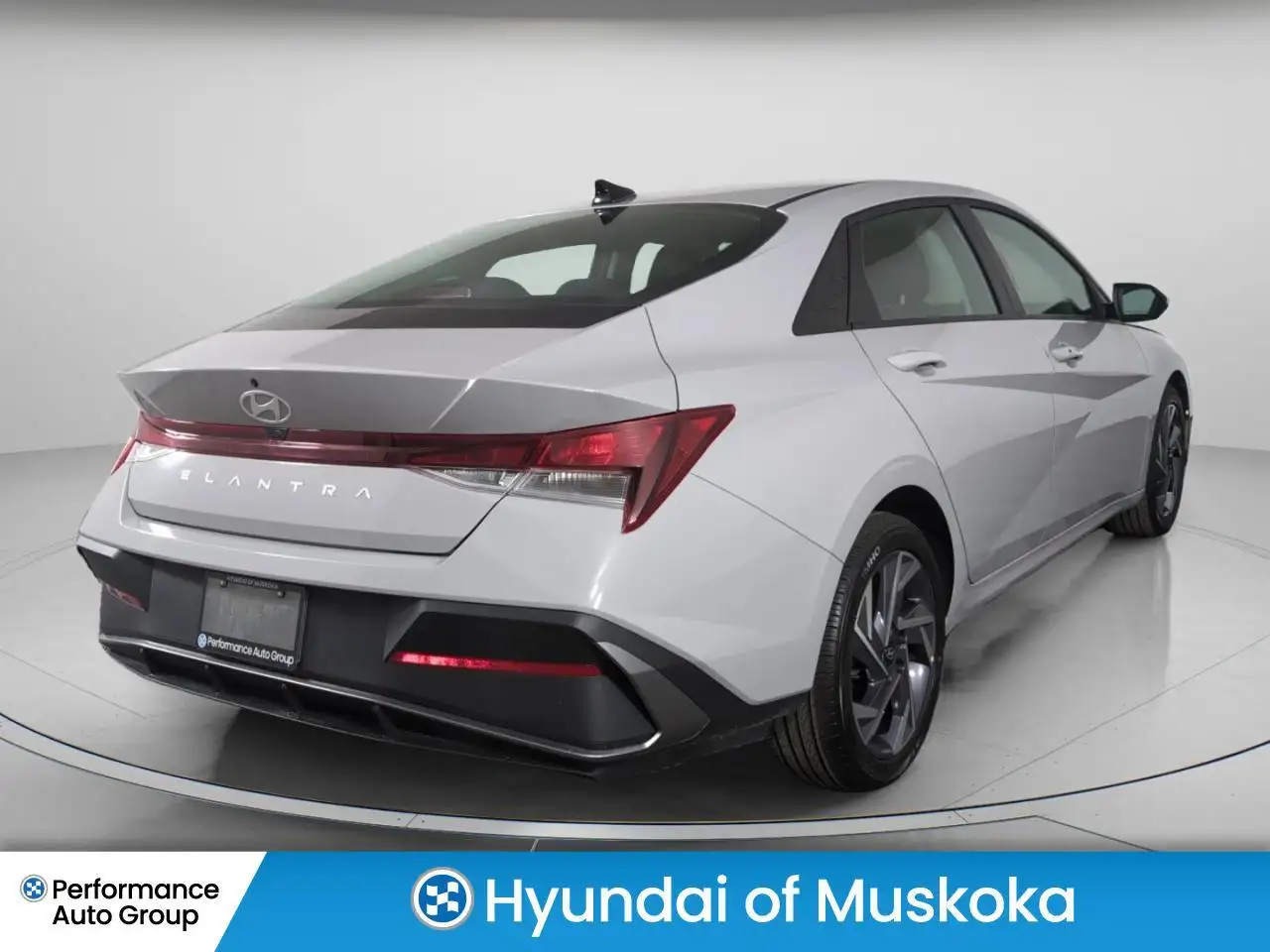 Hyundai ELANTRA снимка Hyundai ELANTRA