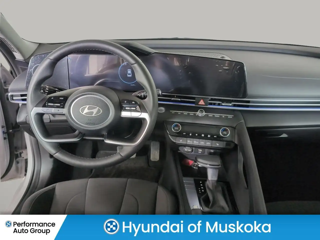 Hyundai ELANTRA снимка Hyundai ELANTRA