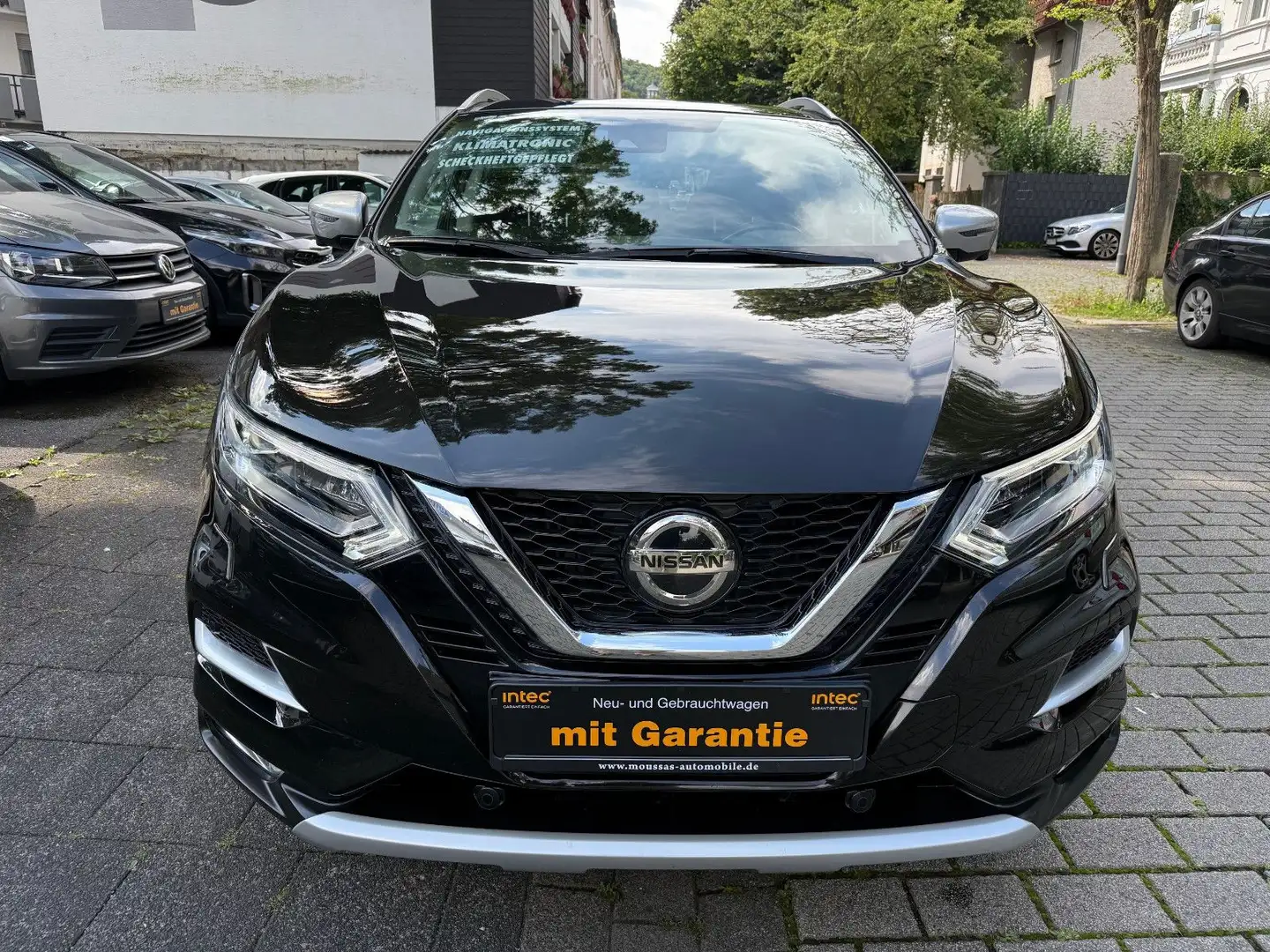 Nissan Qashqai 1.3N-Motion,PDC Kamera,Keylees go,1.Hand Schwarz - 2