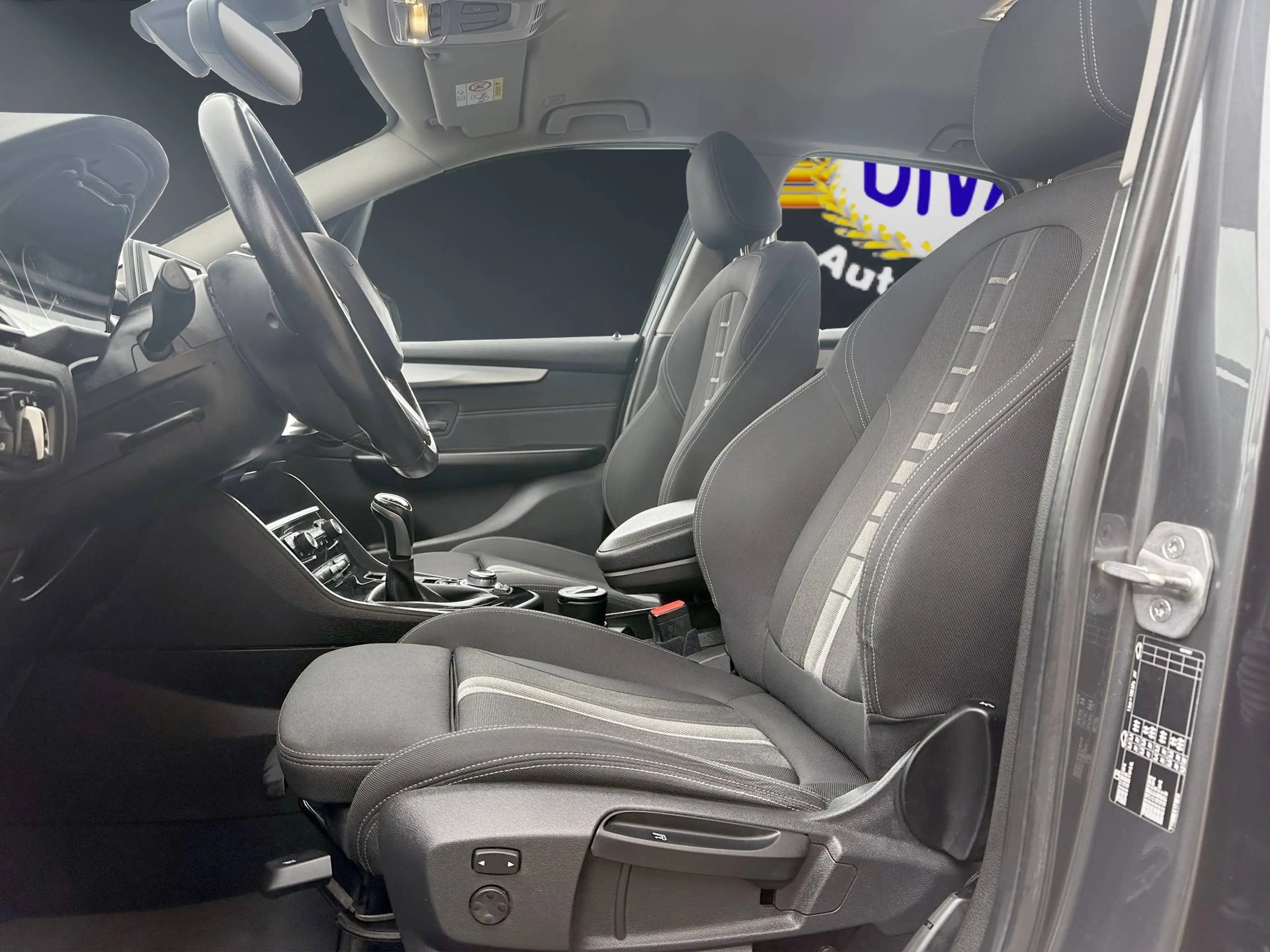 BMW 220 d Active Tourer 1.Hand — photo 7