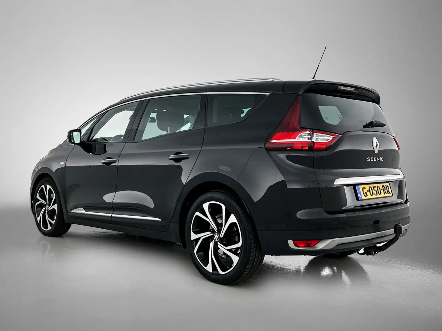 Renault Grand Scenic 1.3 TCe Bose(Goed OnderH, Navi, Parkeersensoren, T Zwart - 2