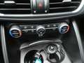 Alfa Romeo Giulia Veloce Q4, Klima, SHZ, PDC, Navi Weiß - thumbnail 19
