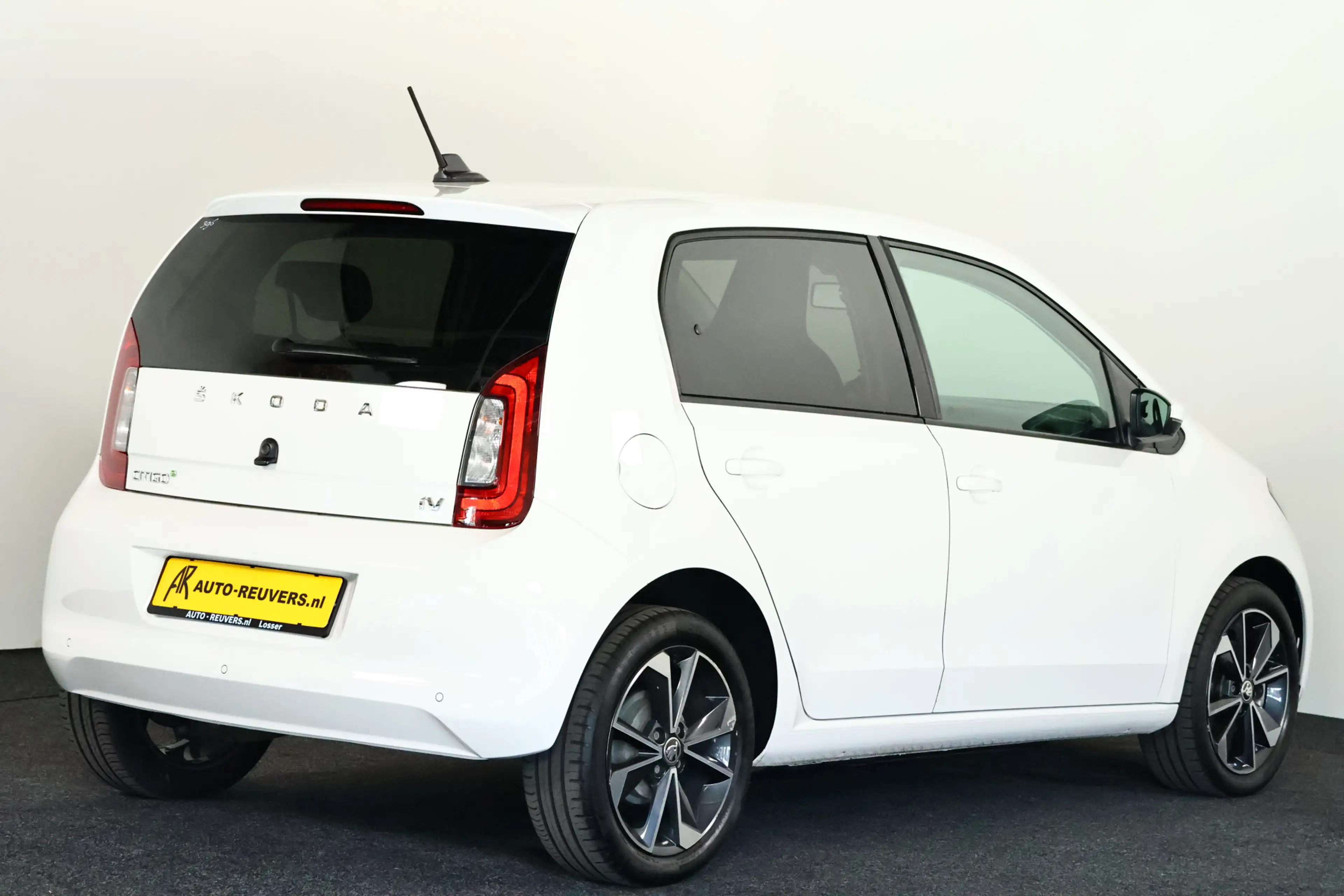 Skoda Citigo e-iV EV Style Cruisecontrol / Lane Assist / PDC — photo 2