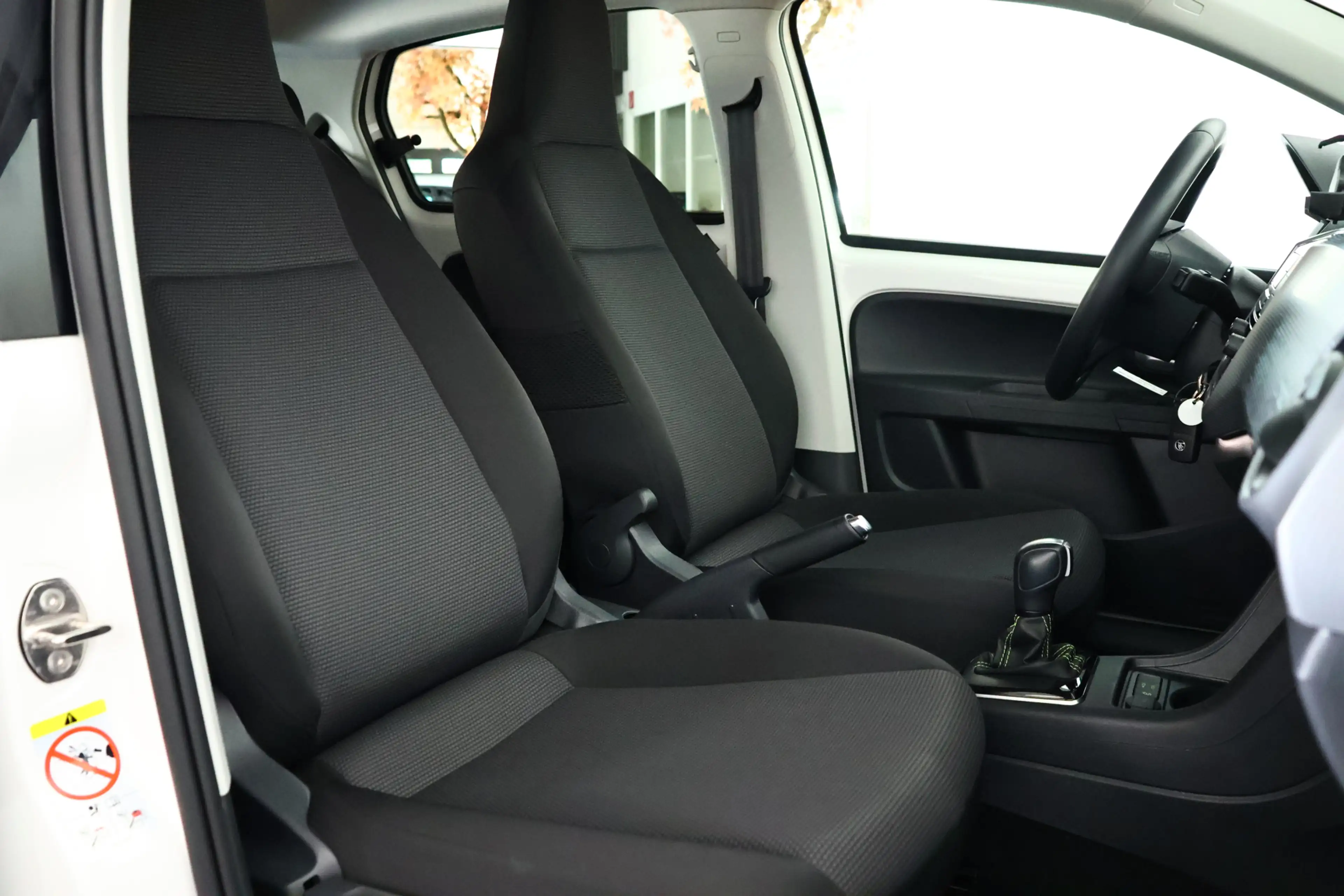 Skoda Citigo e-iV EV Style Cruisecontrol / Lane Assist / PDC — photo 7