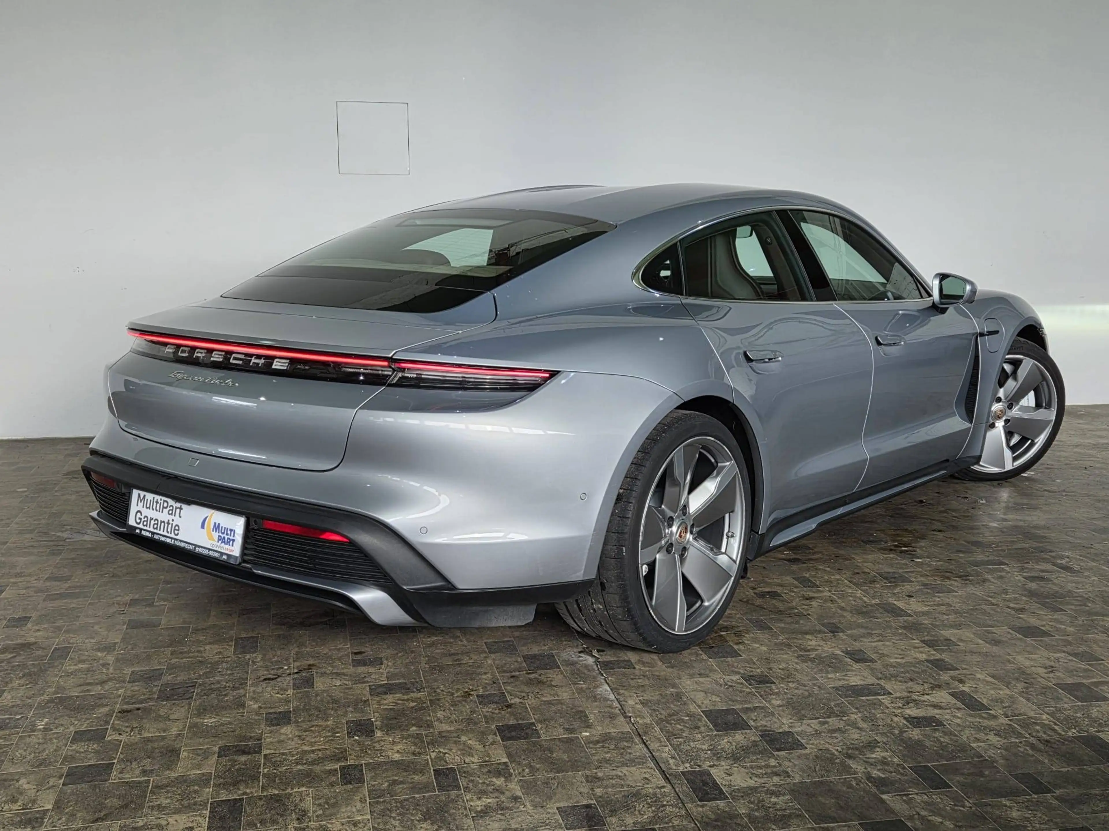 Porsche Taycan Turbo 93KWH, LED, SOH 93,5%, Bose — photo 10