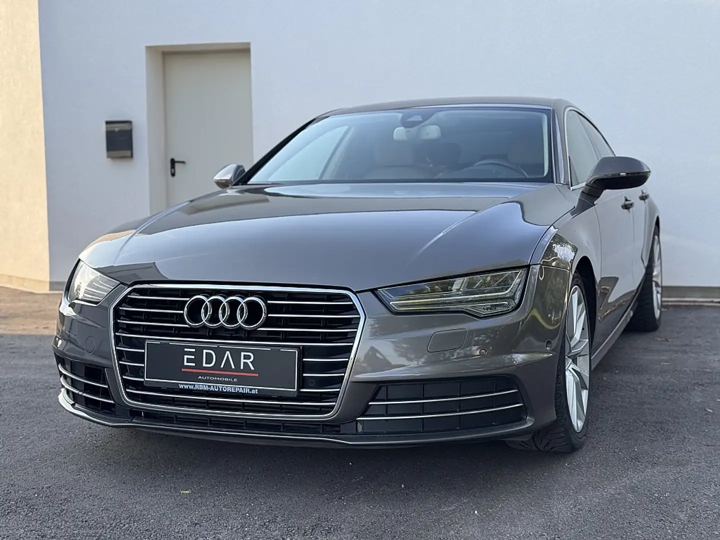 Audi A7 Sportback 3,0 TDI Sport quattro Aut. Grau - 2