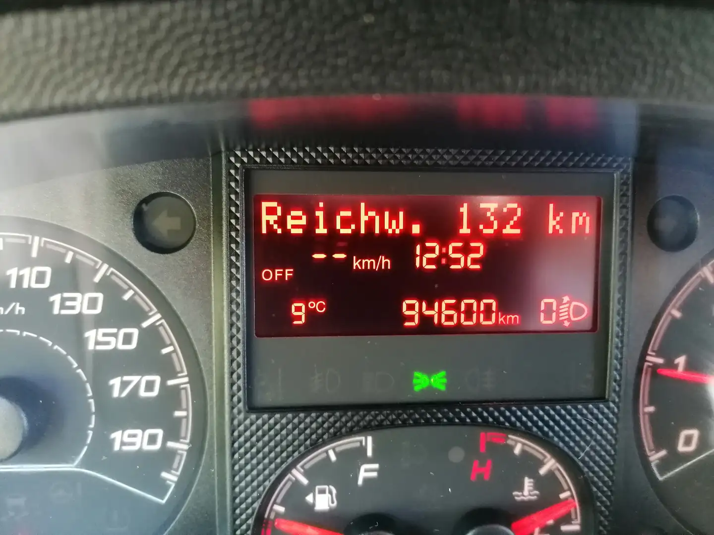 Peugeot Boxer Boxer Luxusbus 3000 L1H1 2,0 BlueHDi Luxusbus - 2