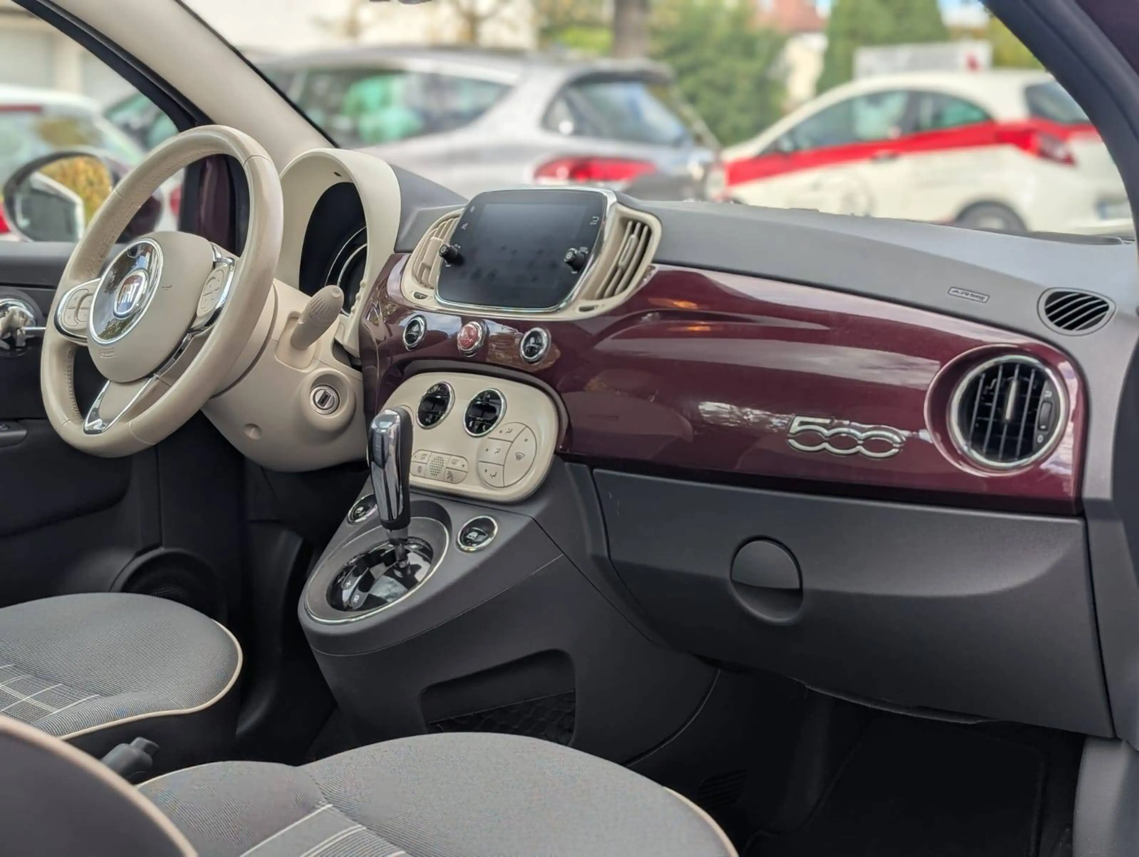Fiat 500 Lounge — photo 11