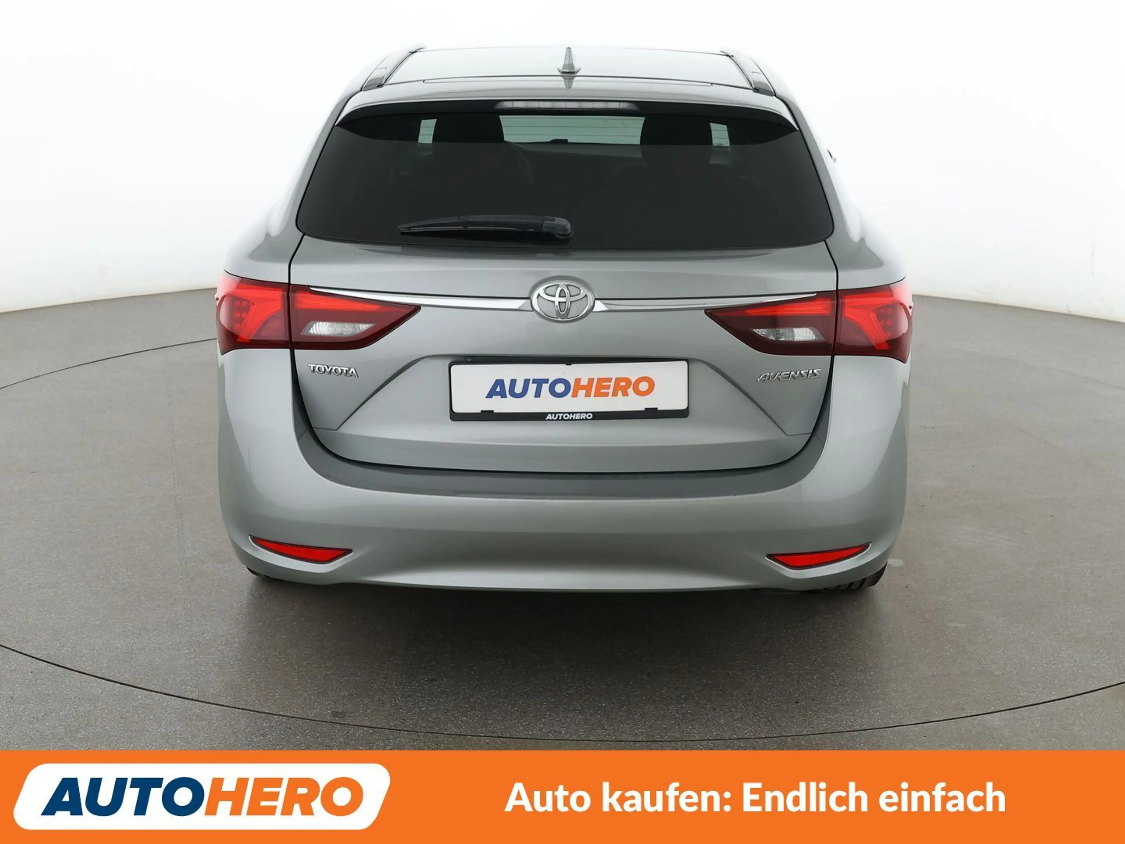 Toyota Avensis 1.8 Edition *NAVI*TEMPO*SHZ* — photo 5