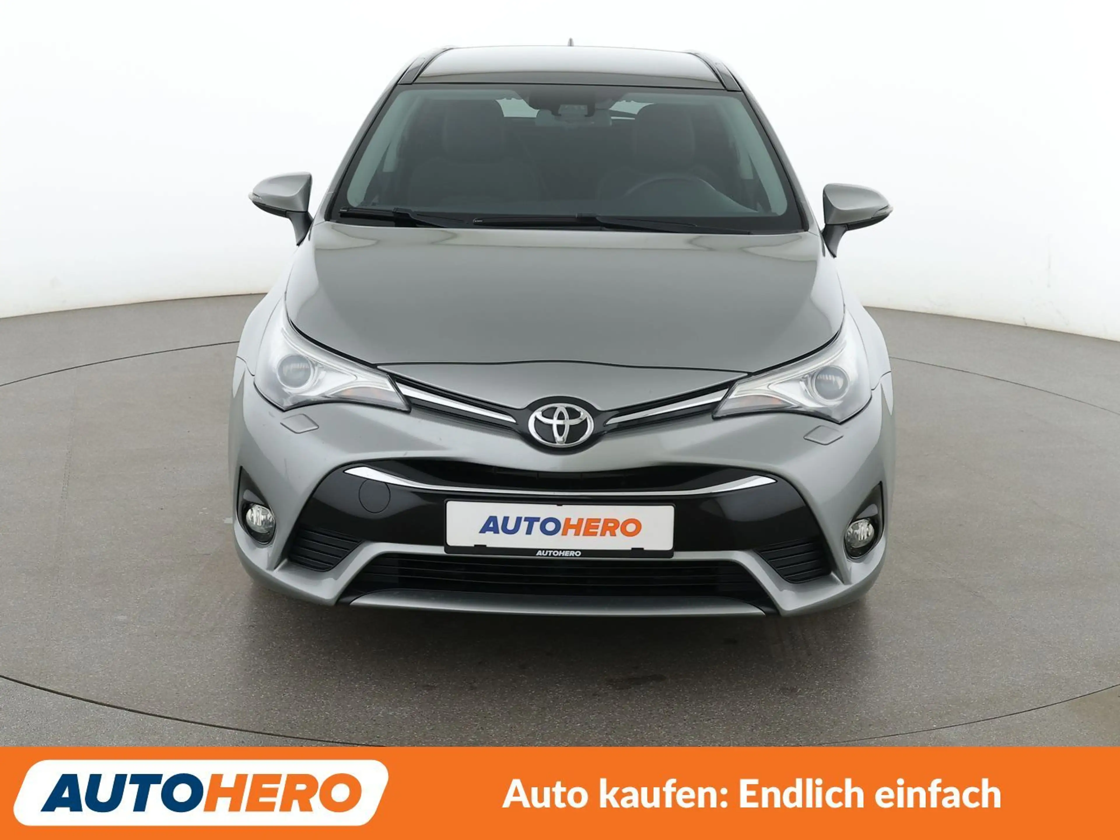 Toyota Avensis 1.8 Edition *NAVI*TEMPO*SHZ* — photo 9