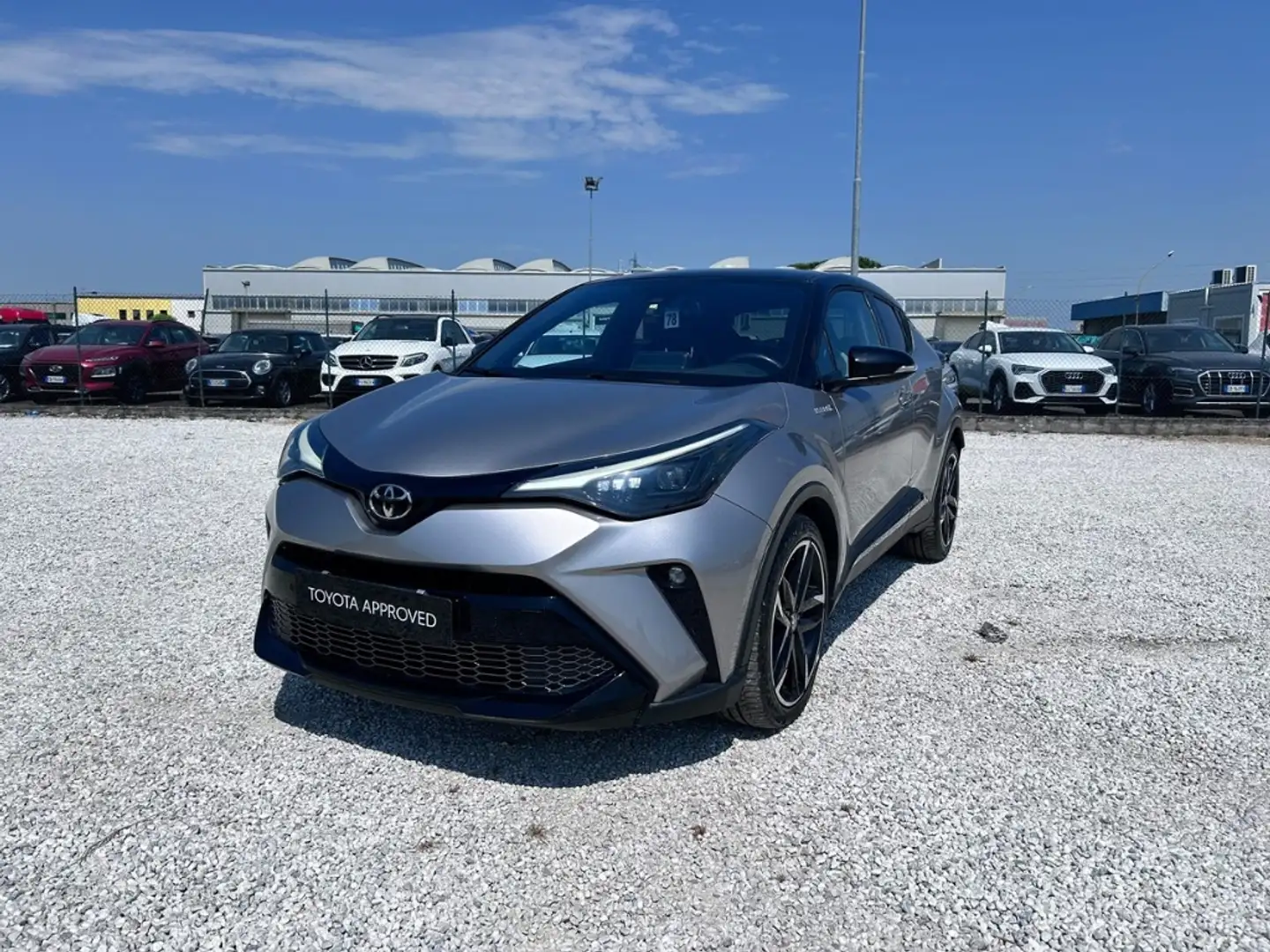 Toyota C-HR 2.0 Hybrid GR Sport Gris - 1