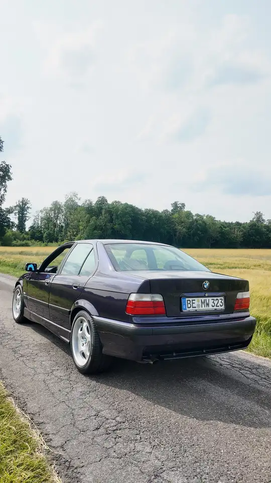 BMW 323i / M-Paket / technoviolett, foto 5