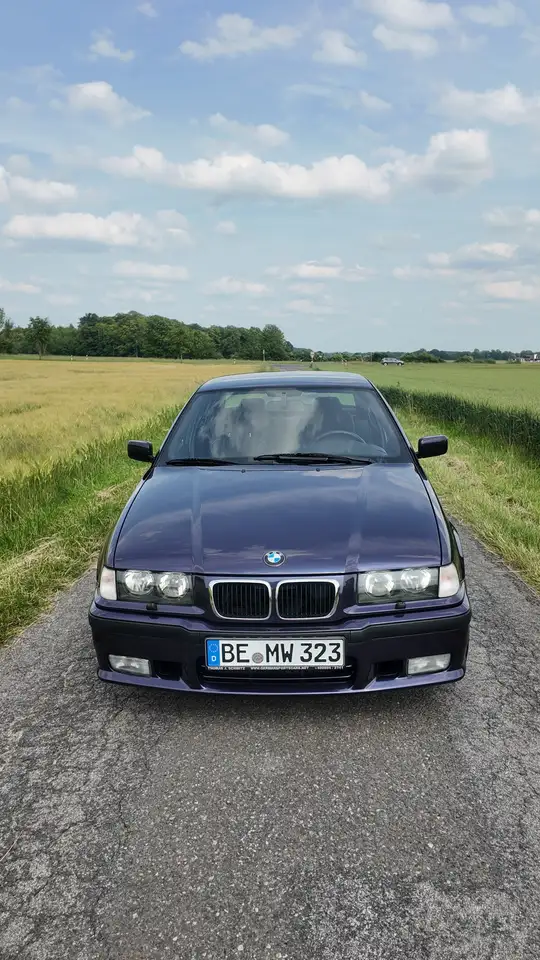BMW 323i / M-Paket / technoviolett, foto 2