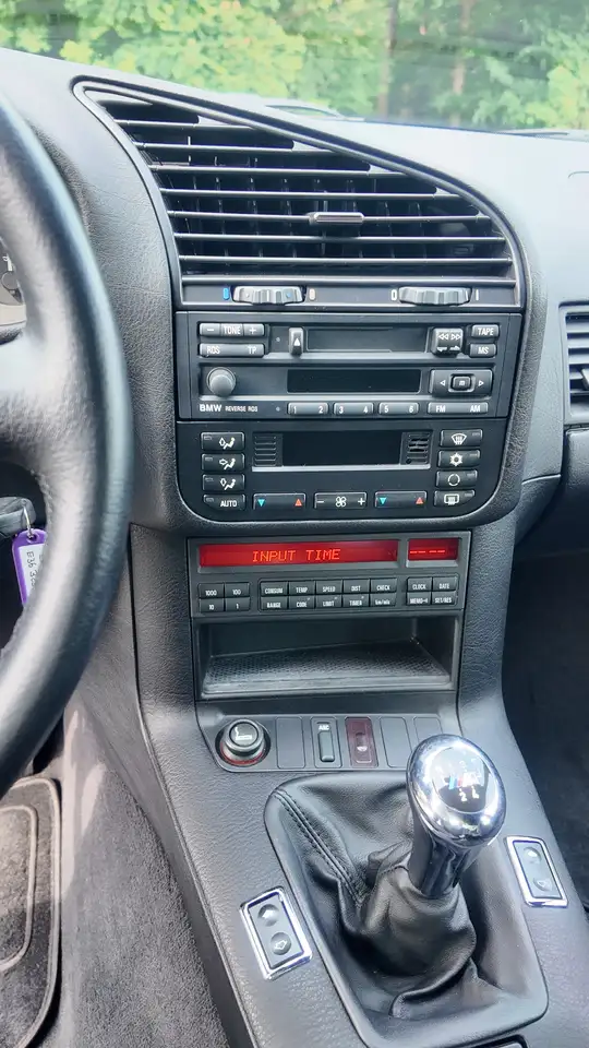 BMW 323i / M-Paket / technoviolett, foto 9