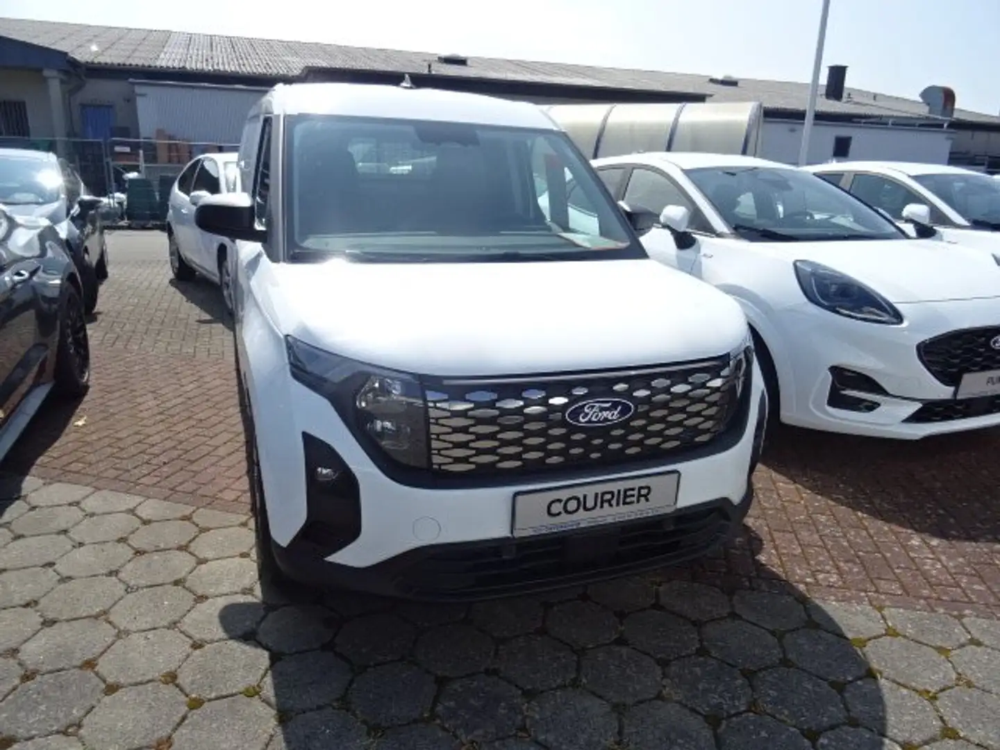 Ford Transit Courier 54kWh Trend +Holzboden Bianco - 1