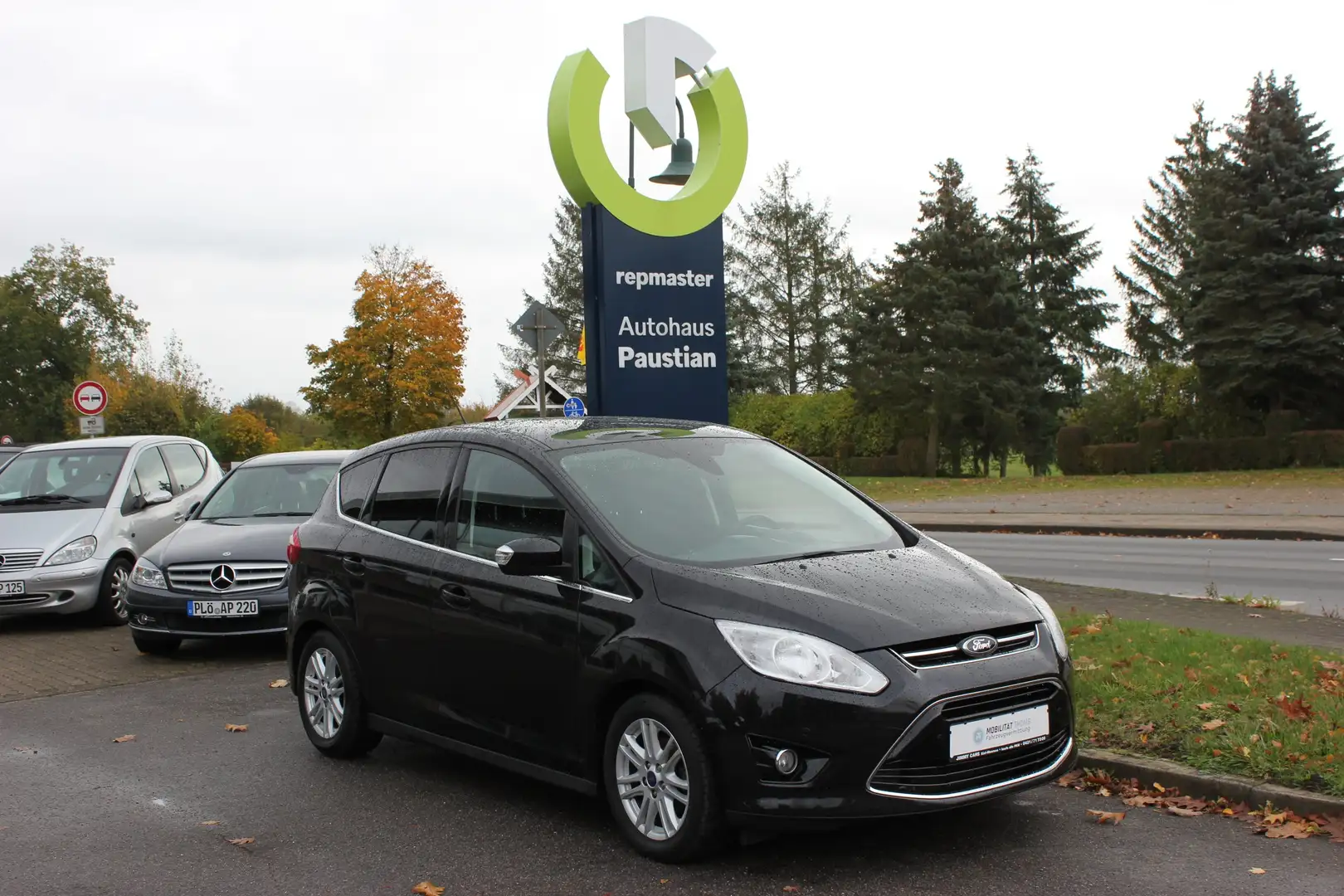 Ford C-Max Titanium 1.6 TDCi Schwarz - 1
