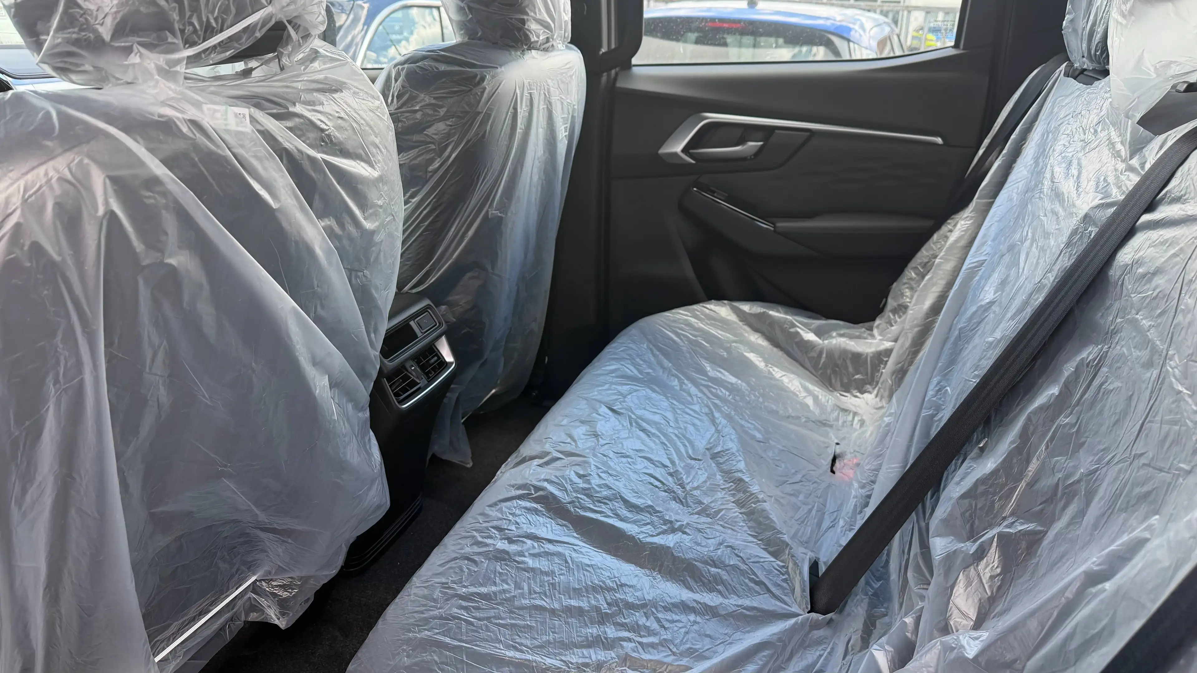 Isuzu D-Max Doppelkabine LSE Automatik 4X4 2.2 MJ2026 — photo 8