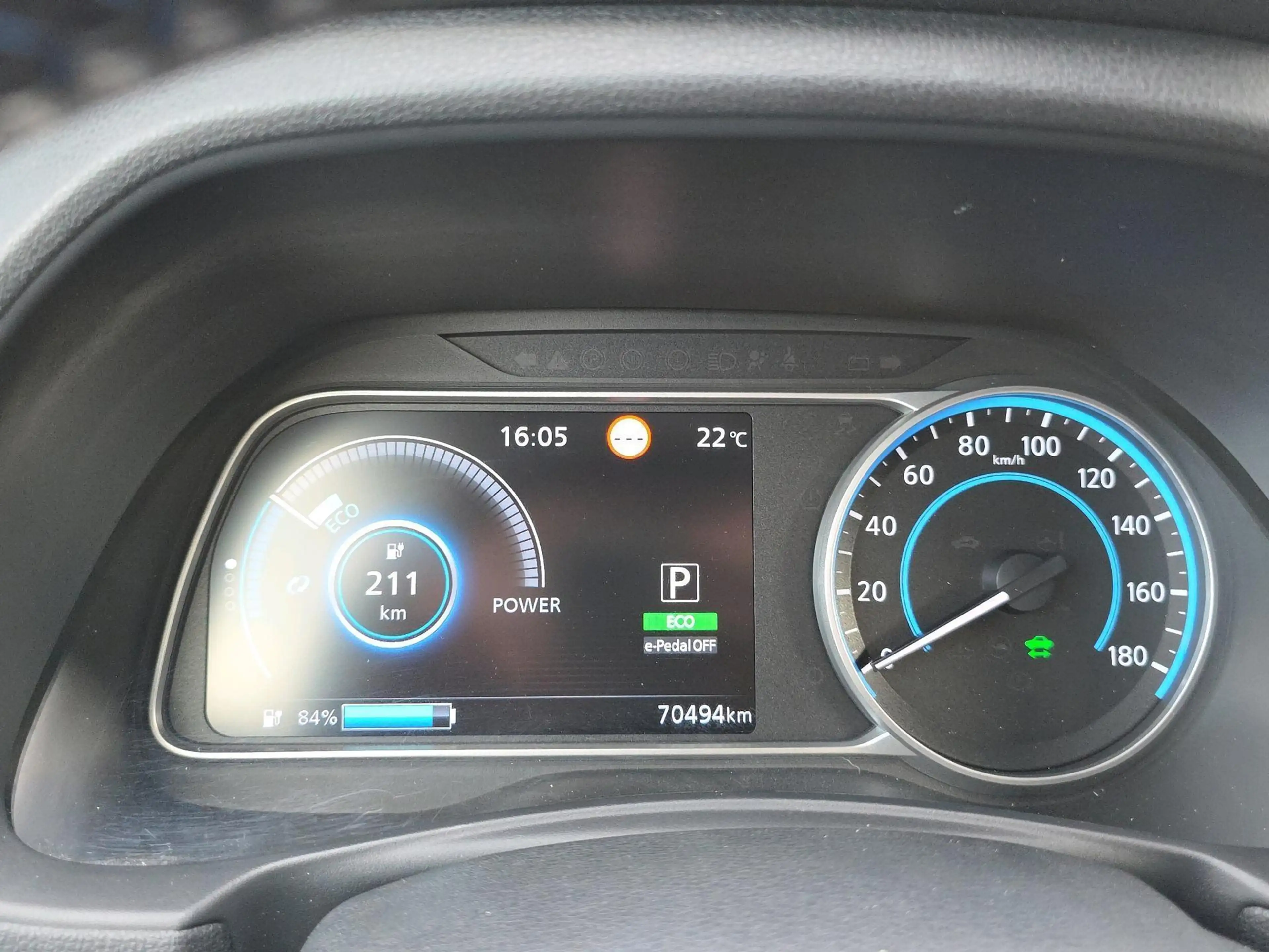 Nissan Leaf Tekna 40 kWh | Bose Audio | 360 Camera | Halfleder — photo 15