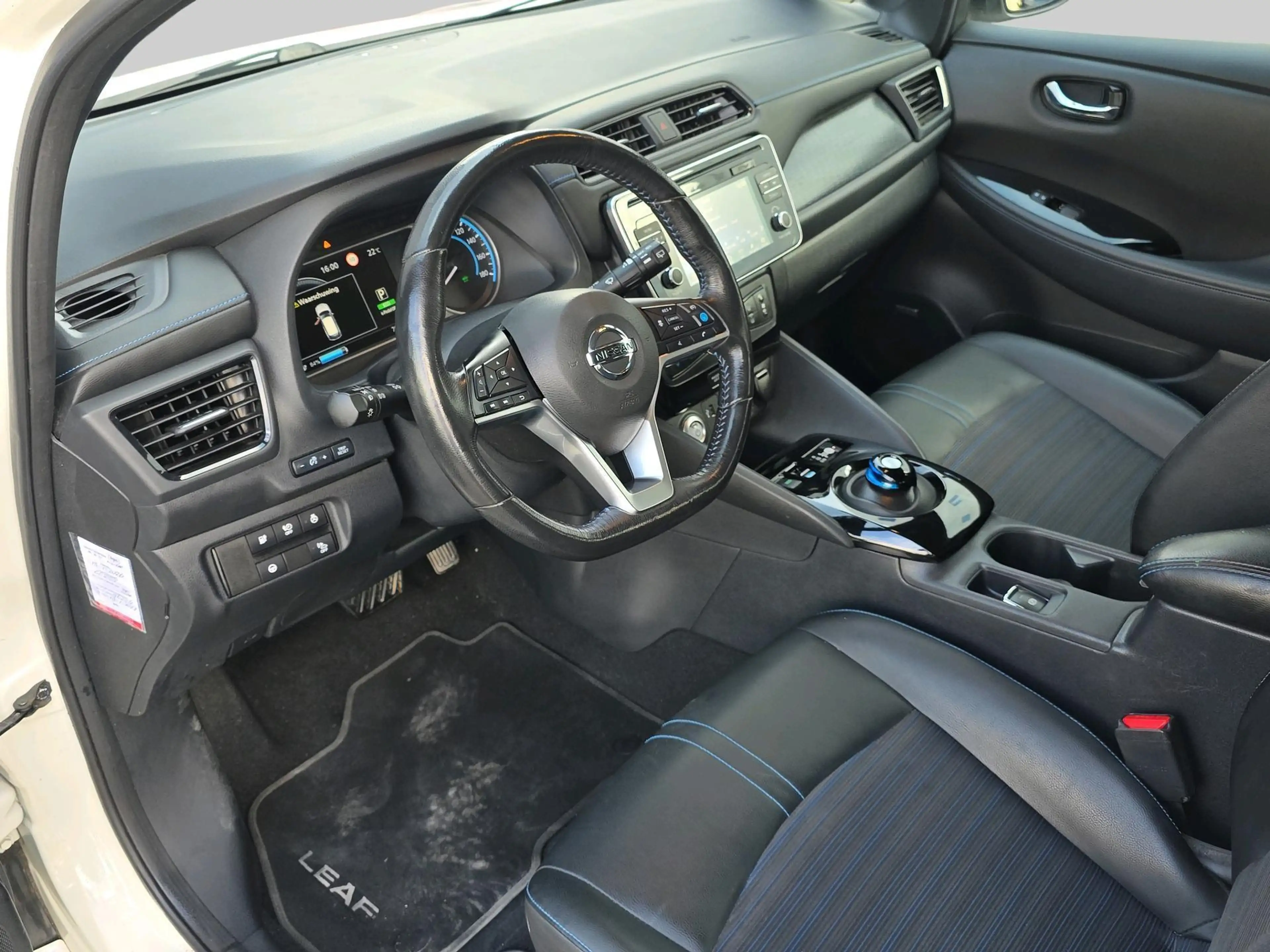 Nissan Leaf Tekna 40 kWh | Bose Audio | 360 Camera | Halfleder — photo 4