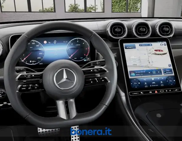 Mercedes-Benz GLC view 5