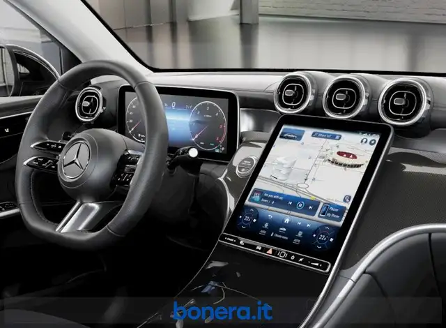 Mercedes-Benz GLC view 6