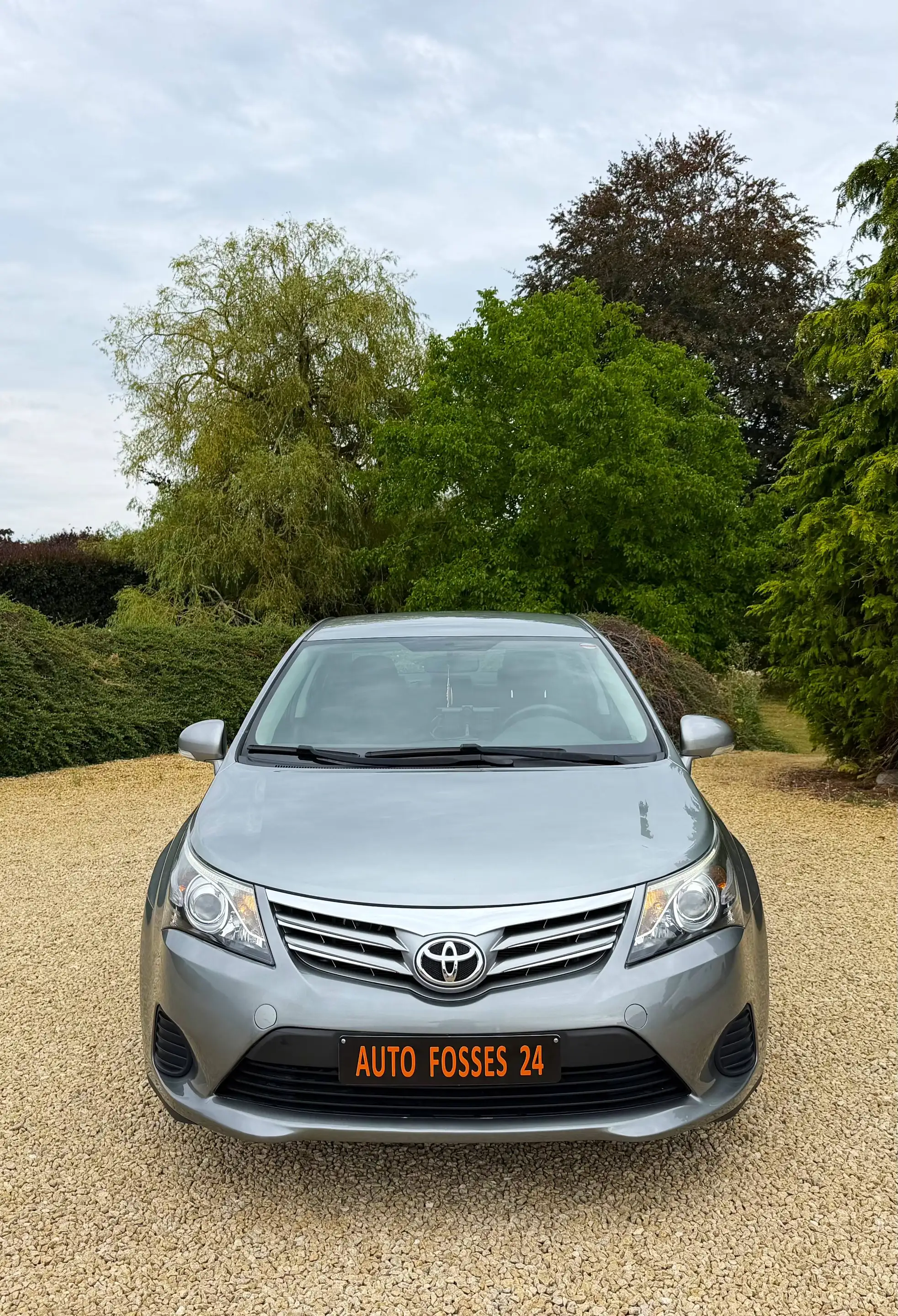 Toyota Avensis Berline 1.6i Comfort LED CLIM JANTES 17' CAMERA GARANTIE 1 AN — photo 7