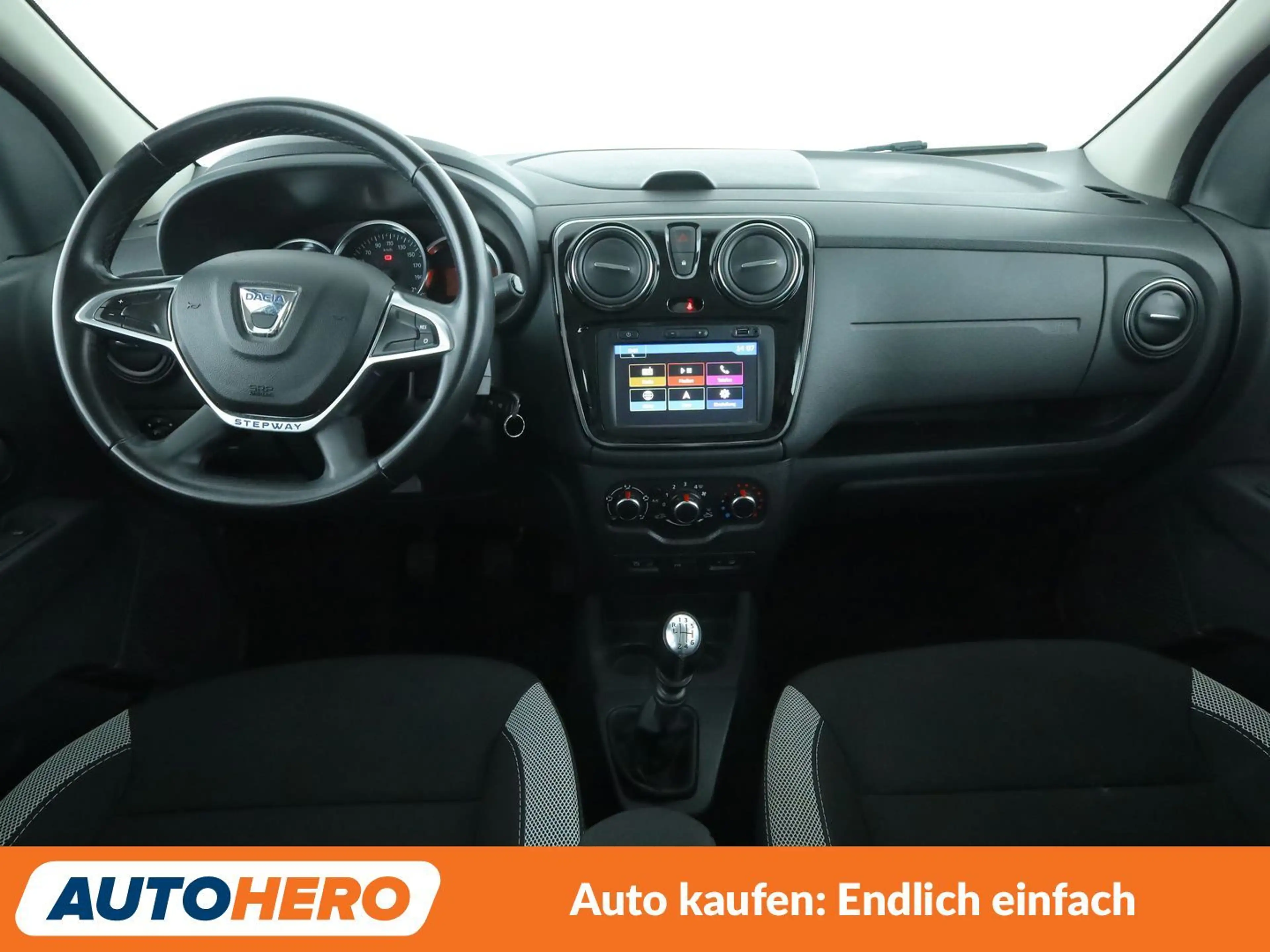 Dacia Lodgy 1.3 TCe Stepway Plus *NAVI*PDC*TEMPO*SHZ*ALU* — photo 12