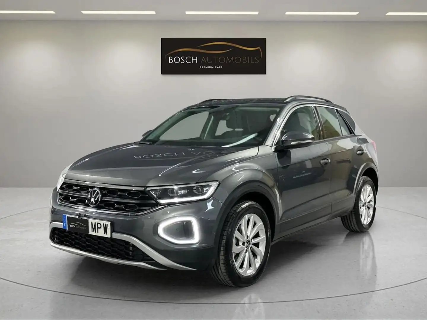 Volkswagen T-Roc 1.0 TSI 85kW Grigio - 1