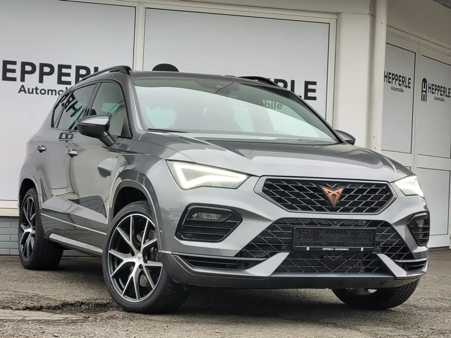 CUPRA Ateca 2.0TSI VZ 4Drive LED+MEMORY+ACC+PANO+360° Grau - 1
