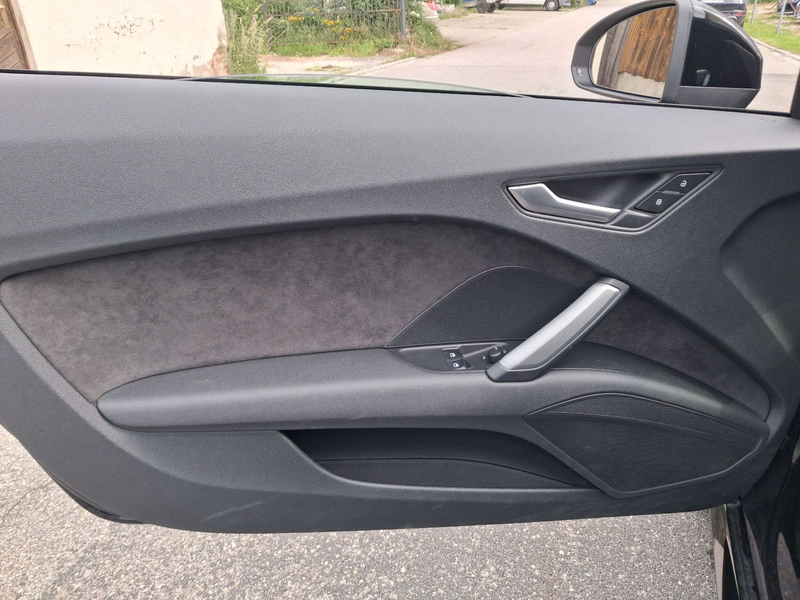 Audi TT Roadster 1.8 TFSI S-tr. VIRTUAL+NAVI+XENON — photo 15