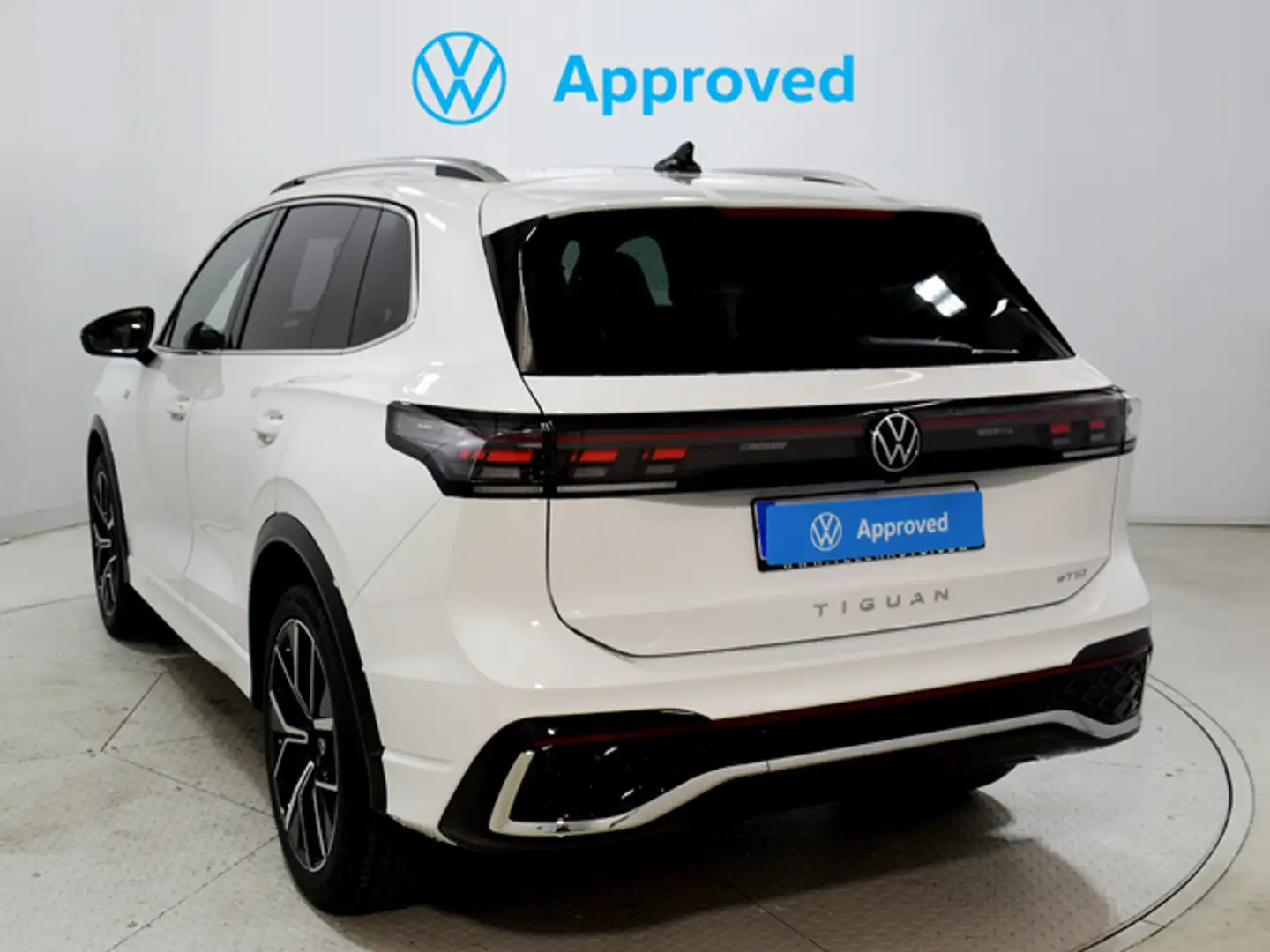 Volkswagen Tiguan 1.5 eTSI R-Line DSG 110kW Wit - 2