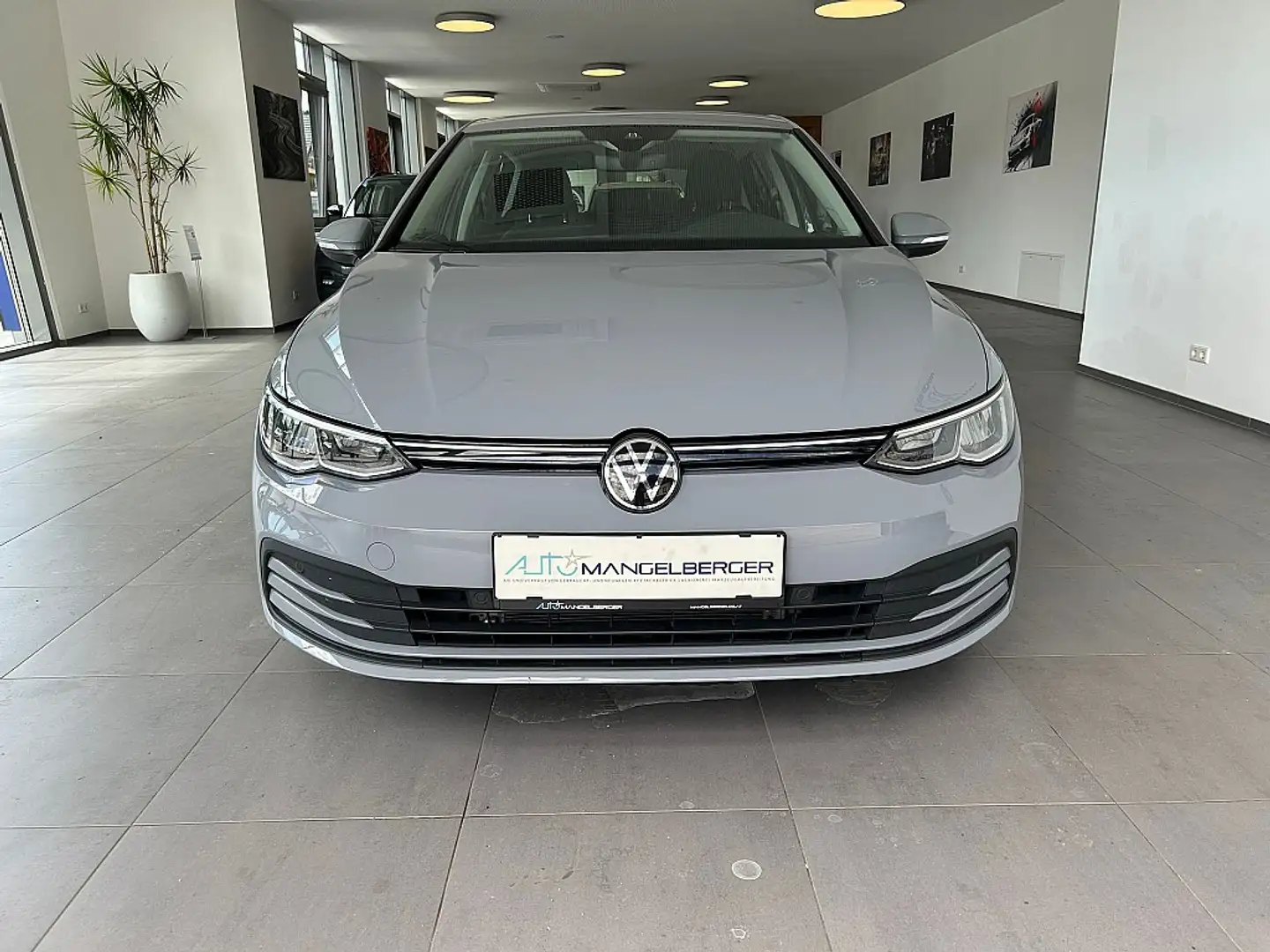 Volkswagen Golf R abbit 1,0 TSI Šedá - 2
