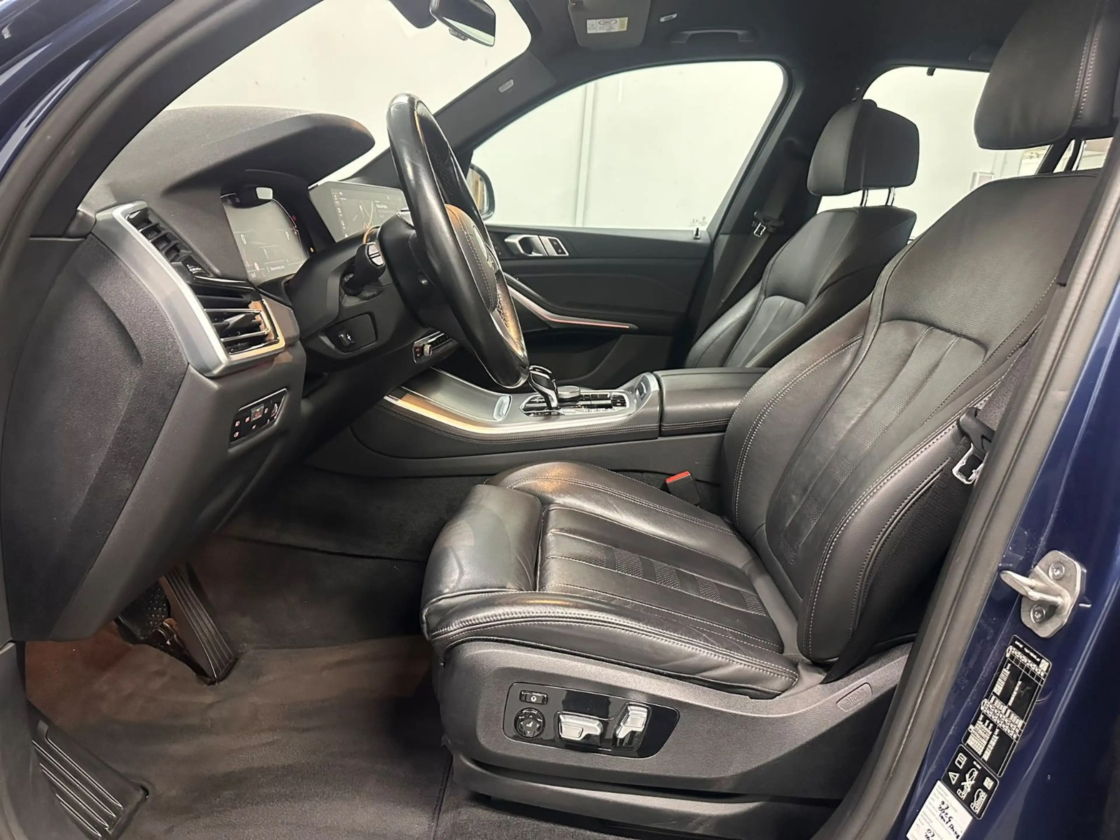 BMW X5 xDrive40i *7-Sitzer*HUD*AHK*LED*SPORTSITZE* — photo 13