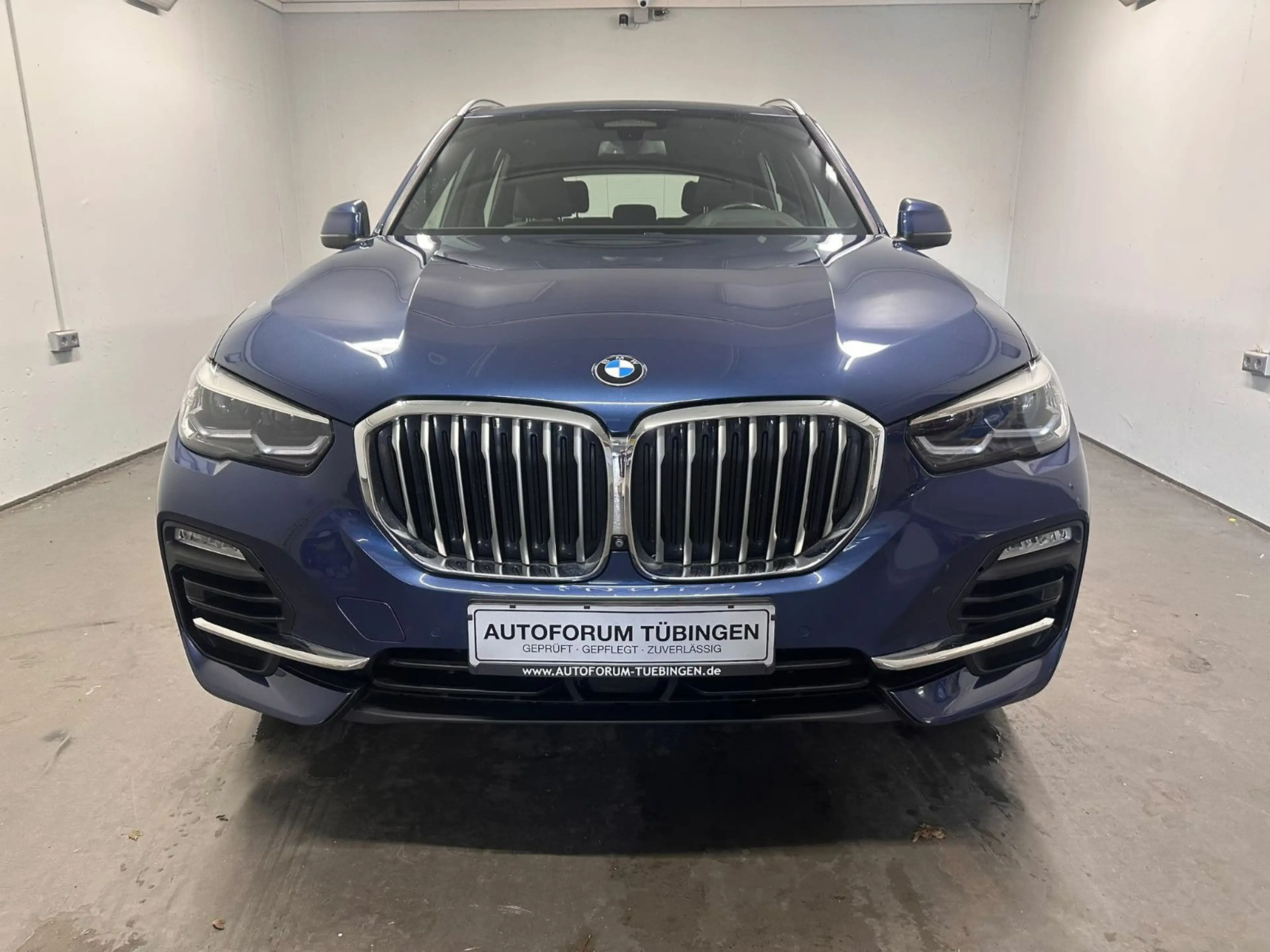 BMW X5 xDrive40i *7-Sitzer*HUD*AHK*LED*SPORTSITZE* — photo 3