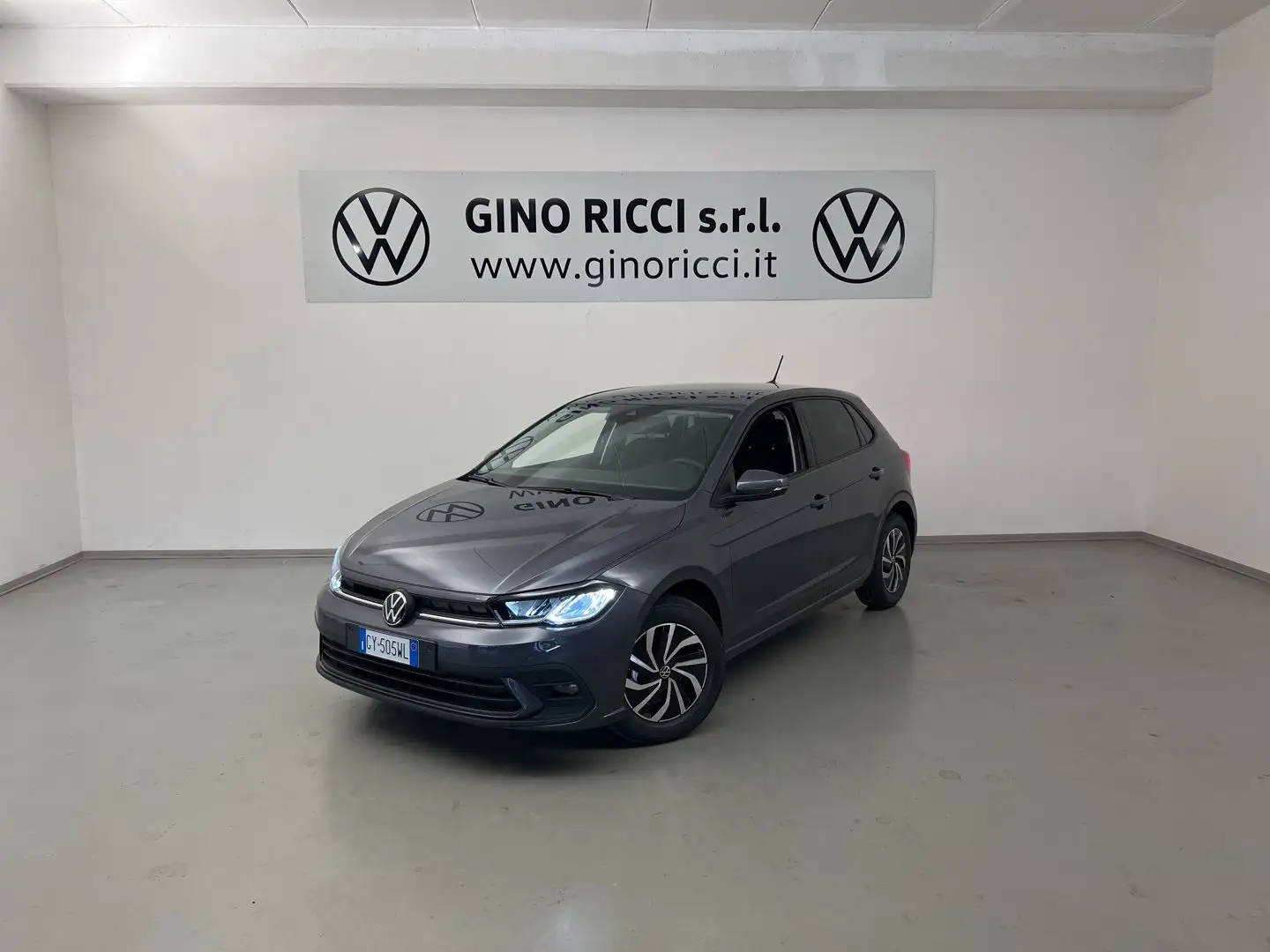 Volkswagen Polo Polo 1.0 Edition Plus Gris - 1