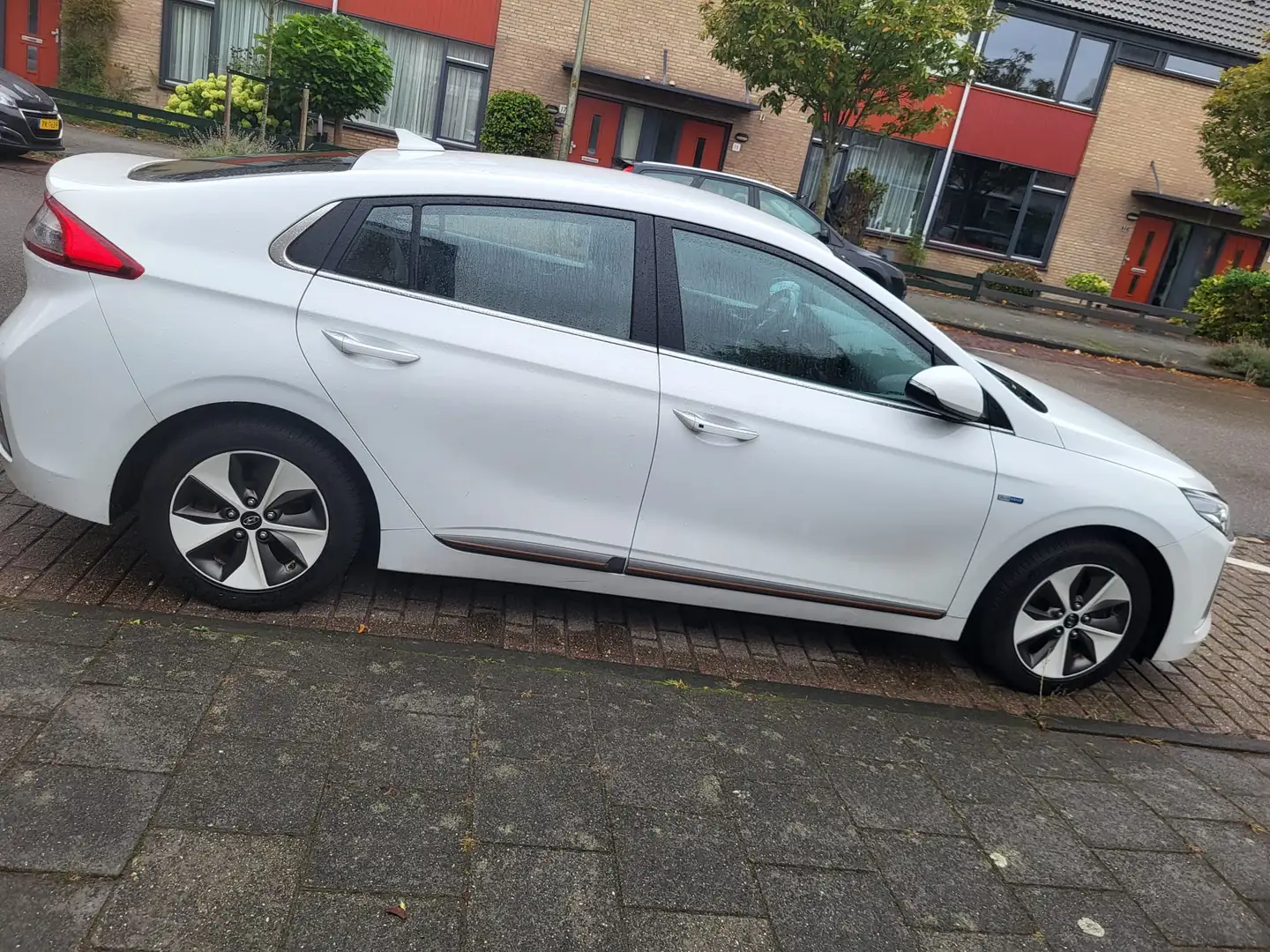 Hyundai IONIQ Comfort EV Wit - 2