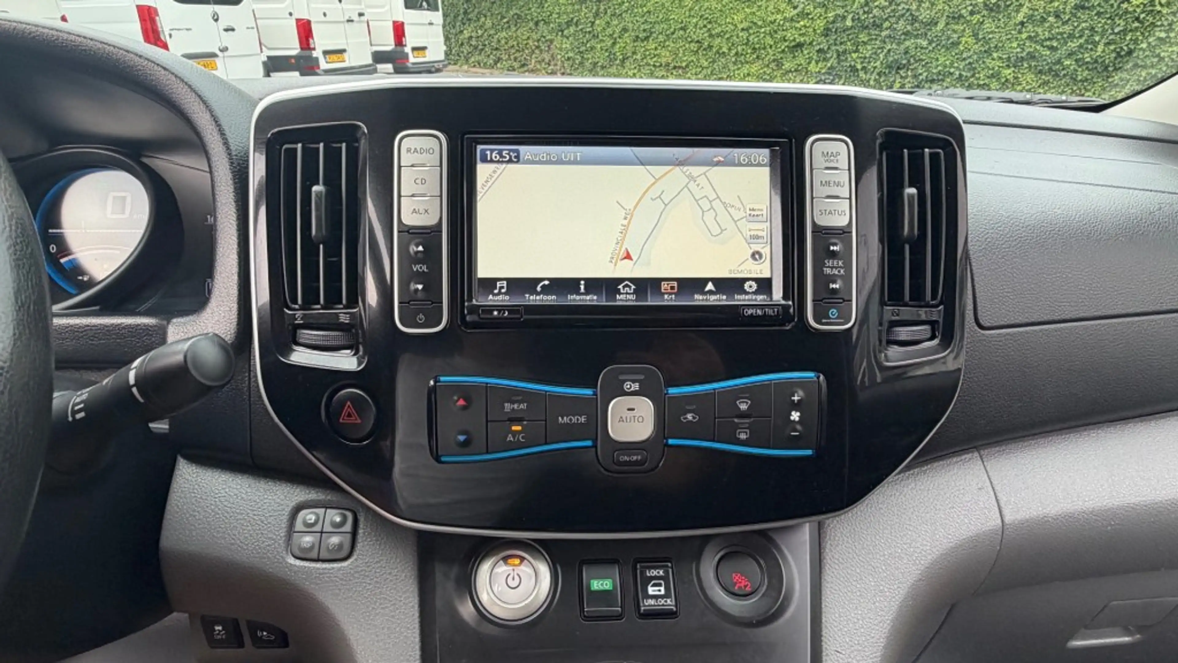 Nissan E-NV200 ZERO EMISSIE 40KWH 80KW 120PK AIRCO/ NAVIGATIE/ CR — photo 21