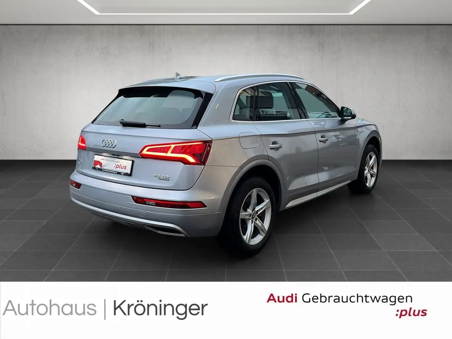Audi Q5 40 TDI quattro S Tronic sport AHK Standh. Argintiu - 2