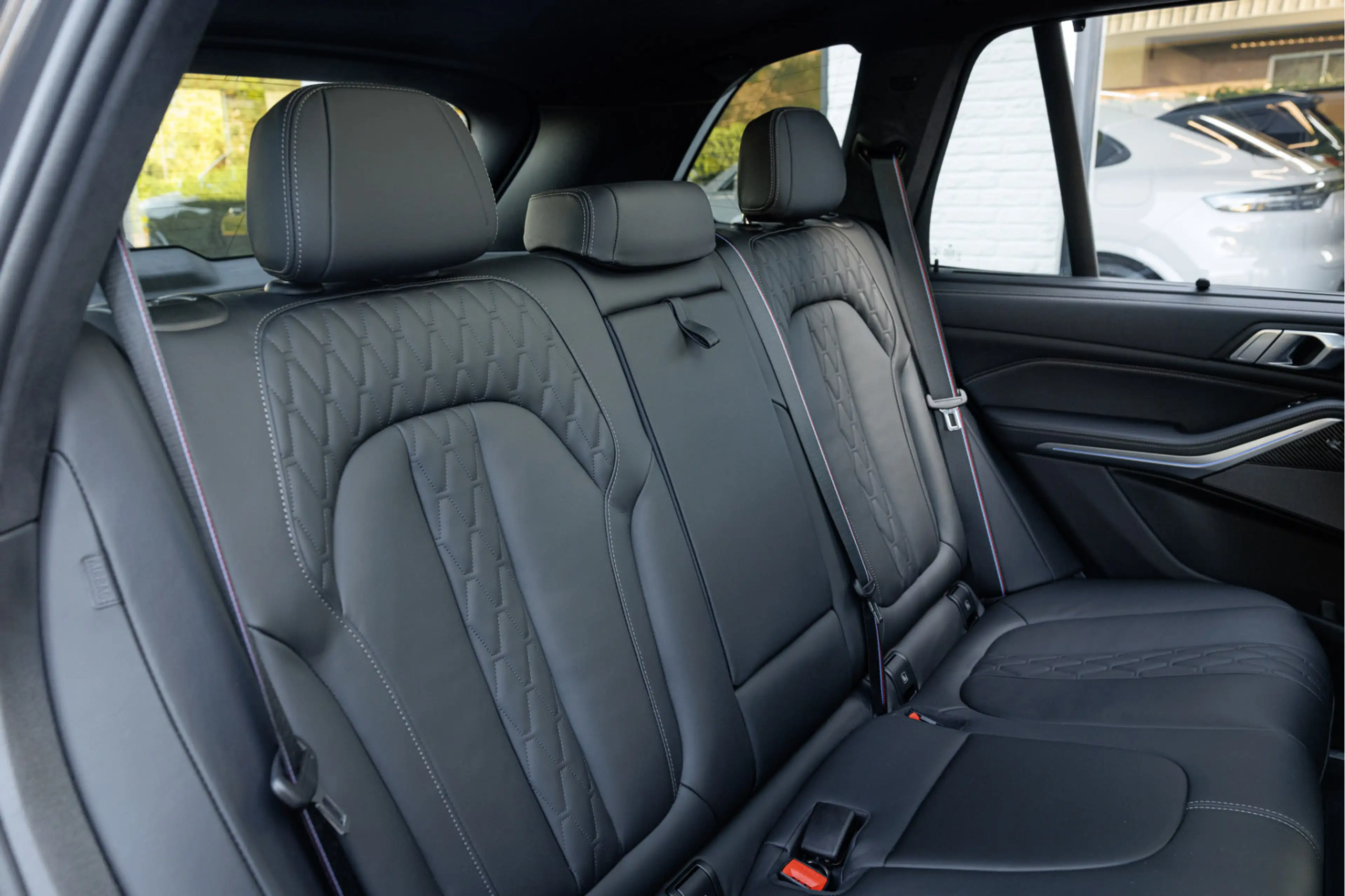 BMW X5 xDrive50e M-Competition ''Dravit Grau'' Skylounge — photo 22