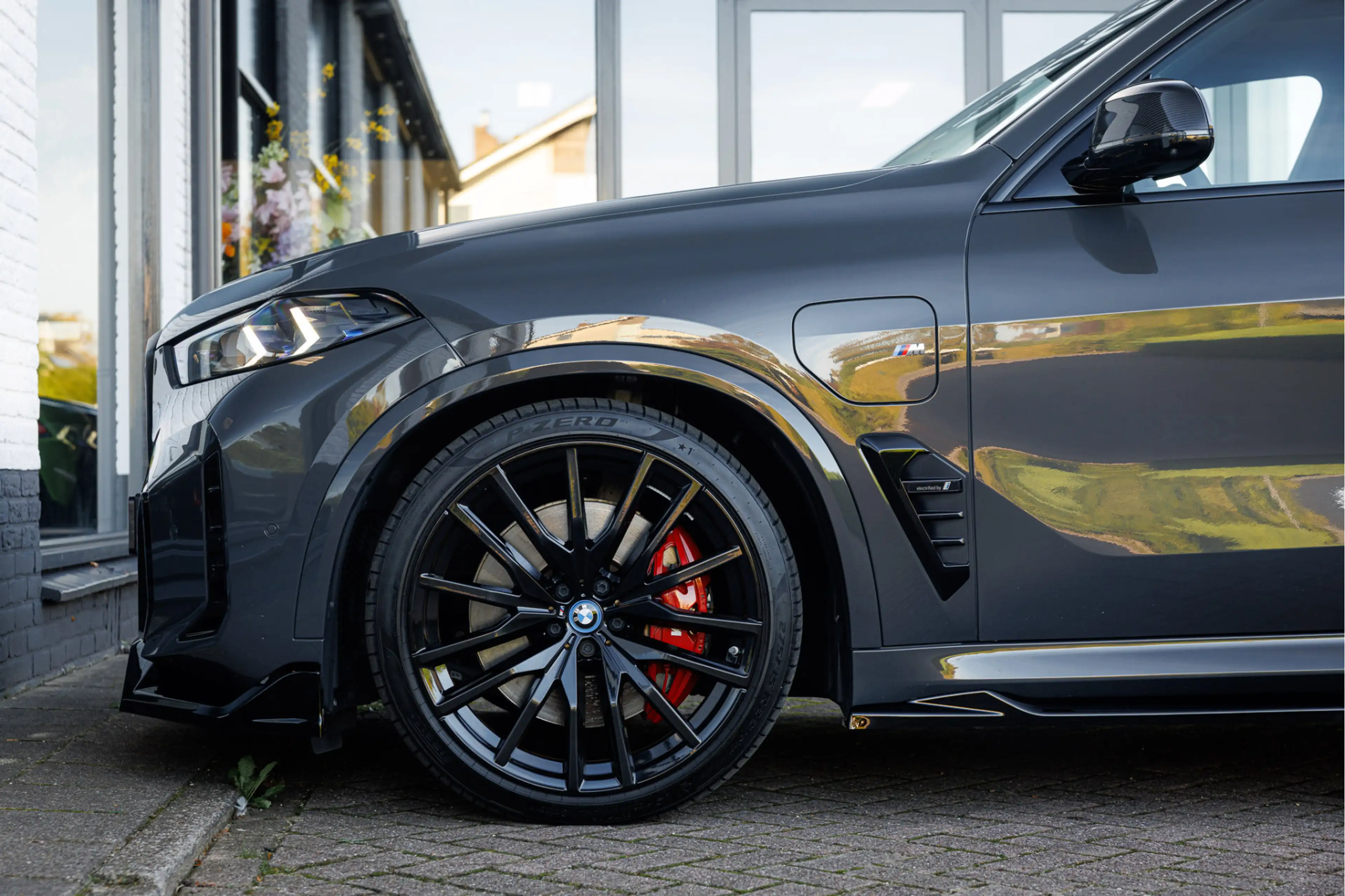 BMW X5 xDrive50e M-Competition ''Dravit Grau'' Skylounge — photo 9